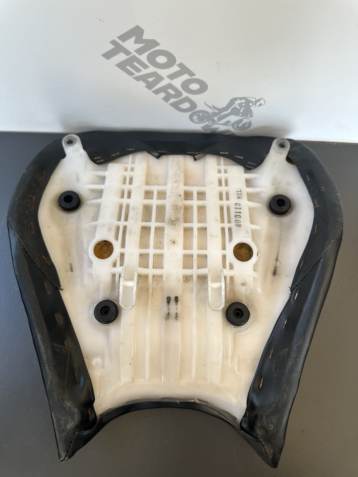 HONDA CBR1000RR FRONT SEAT RIDER SADDLE CBR1000 RR FIREBLADE 2004-05 CBR 1000RR