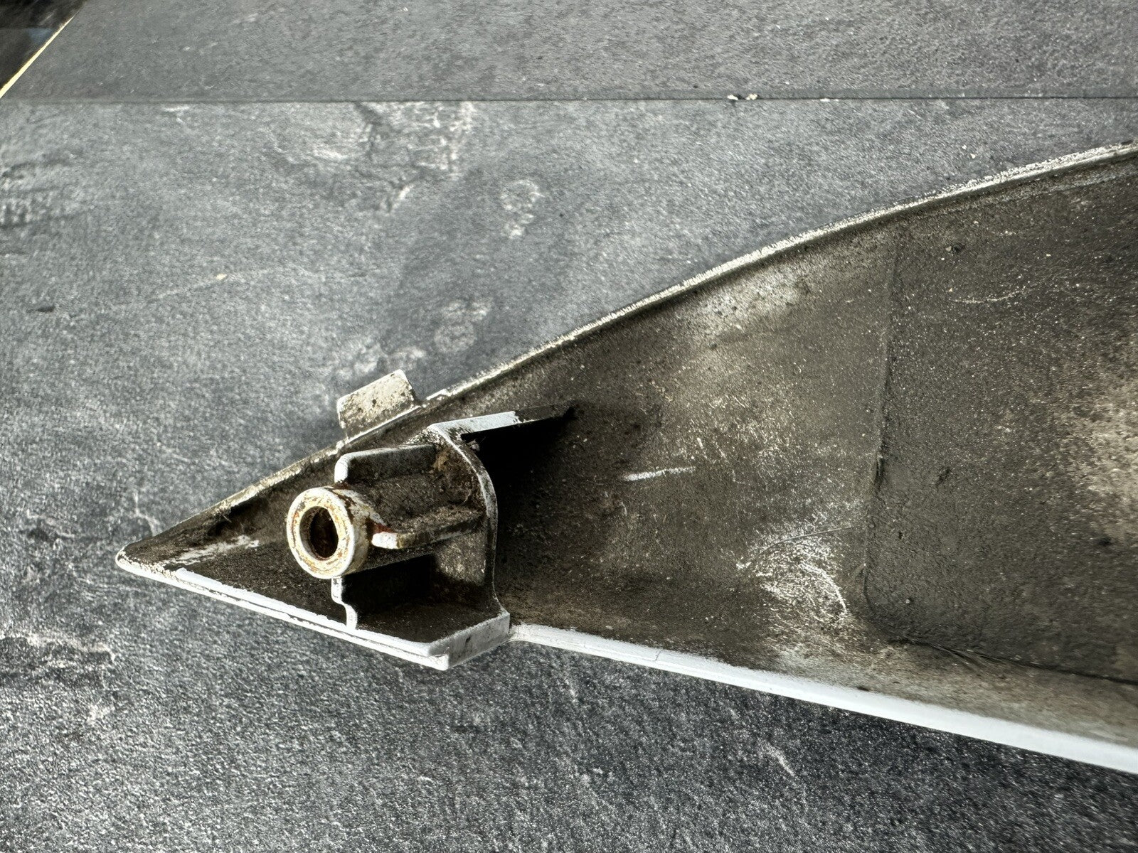 Suzuki GSXR 1000 2014 Right Lower Fairing Belly Pan 22774 Miles 2009-2016 OEM