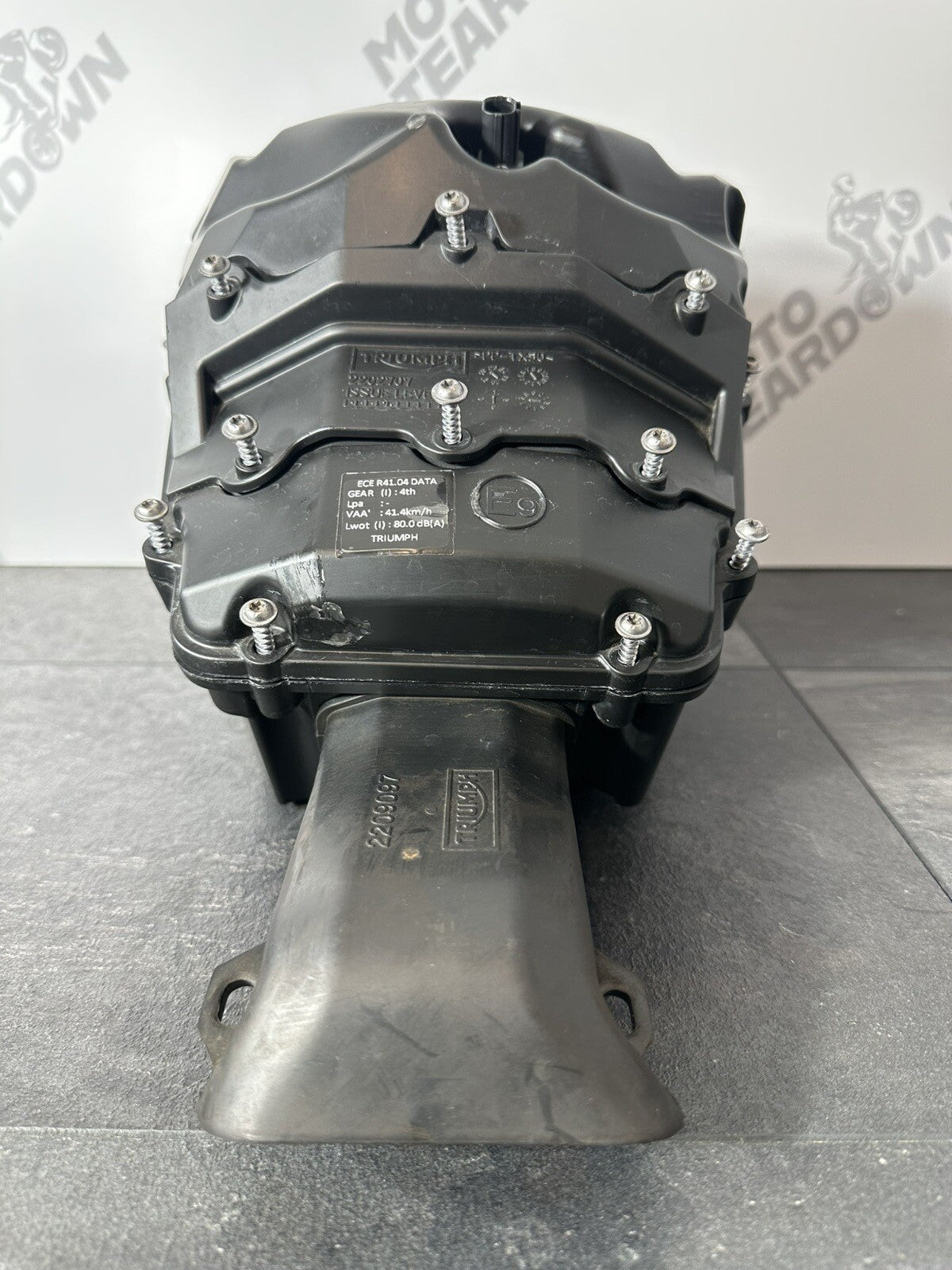 Triumph TIGER 900 GT PRO 2022 Airbox Air Filter Housing 6337 Miles 2020-2023