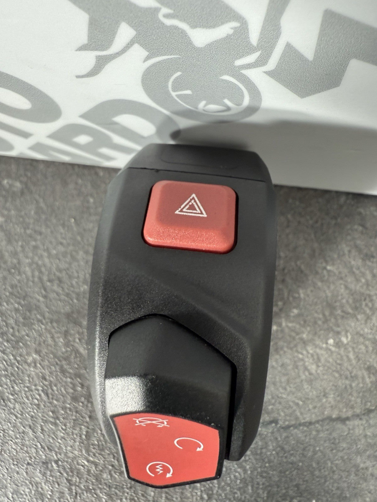 2b50bcb2-2516-4841-a37b-96cf788c0a78