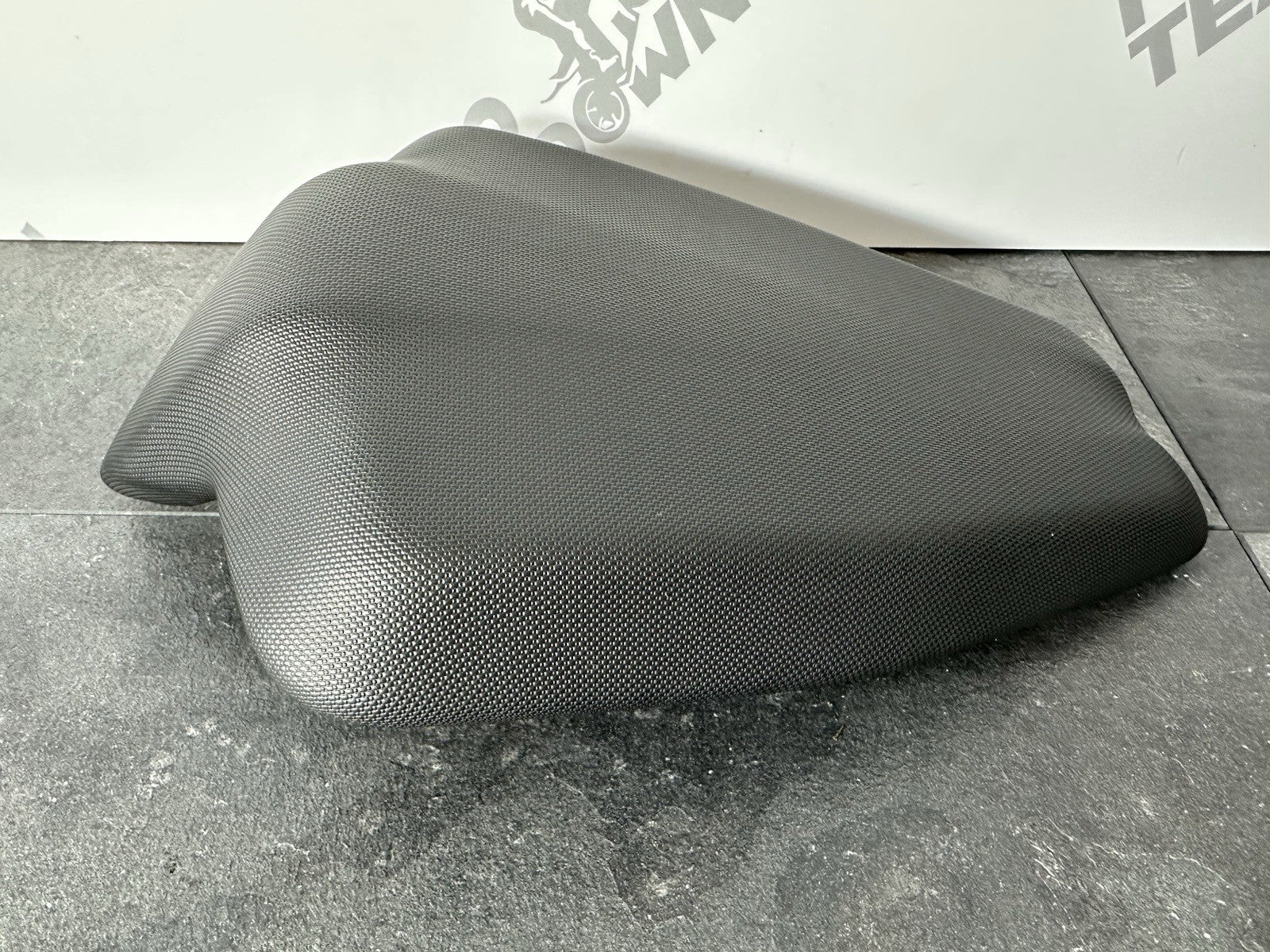 Aprilia RS660 2021 Pillion Seat Rear Seat BLACK Only 6220 Miles 2022-2025 OEM