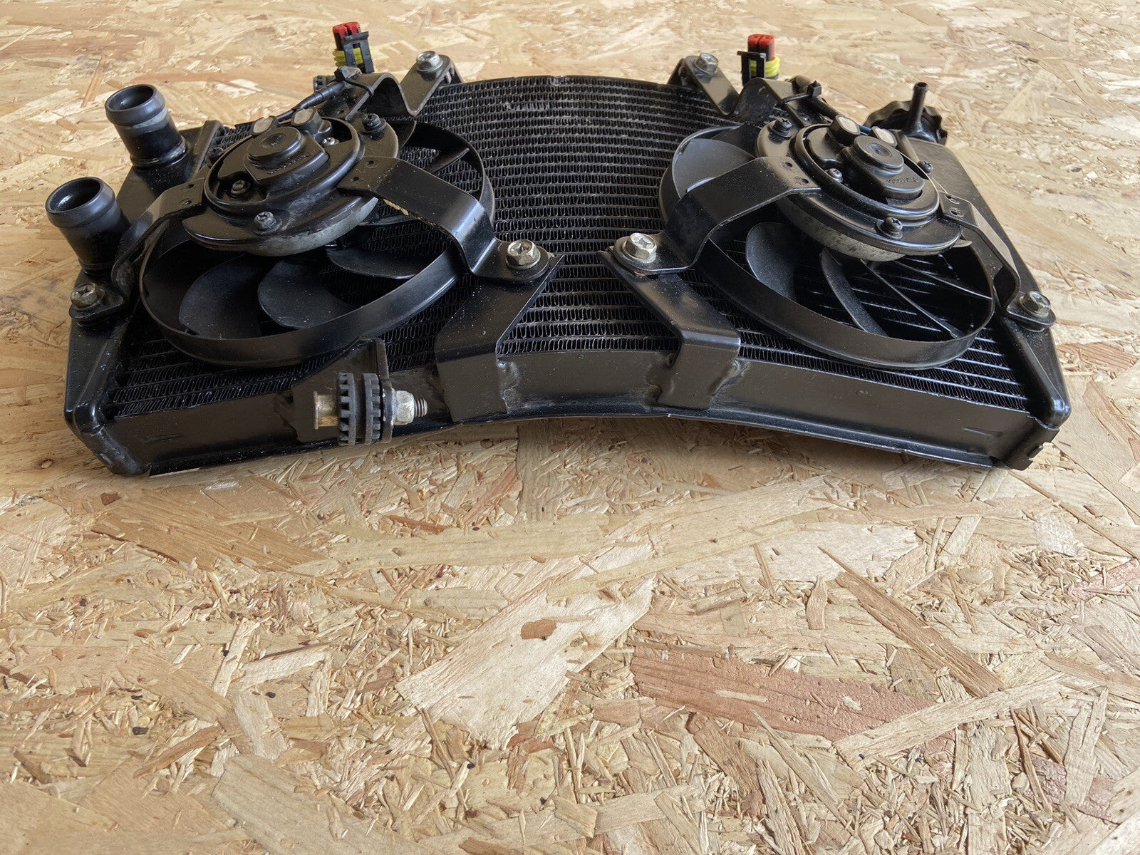 Ducati 1098 radiator + fans 1098 WATER COOLER Radiator And Fans 2007-2009 OEM