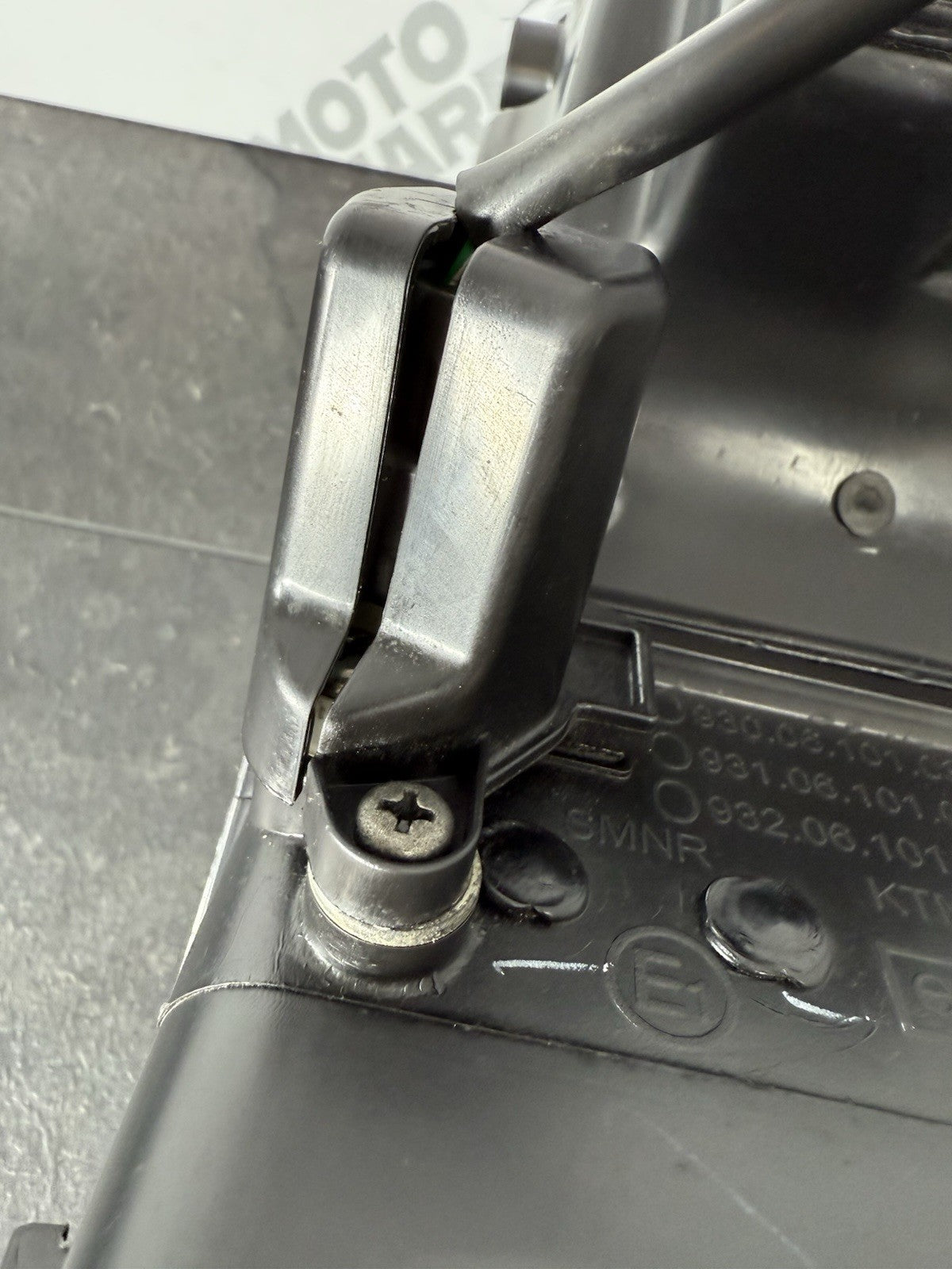 b3032903-a744-41a9-86ec-b4d0944492d6