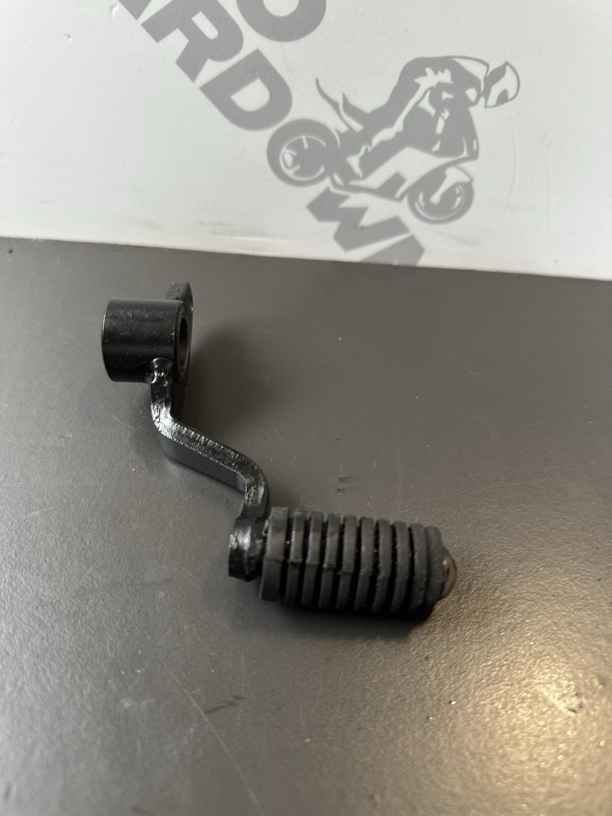 YAMAHA MT-09 SP Gear Pedal Yamaha MT09 SP Gear Pedal 2022 - B7N1811100 OEM *BENT