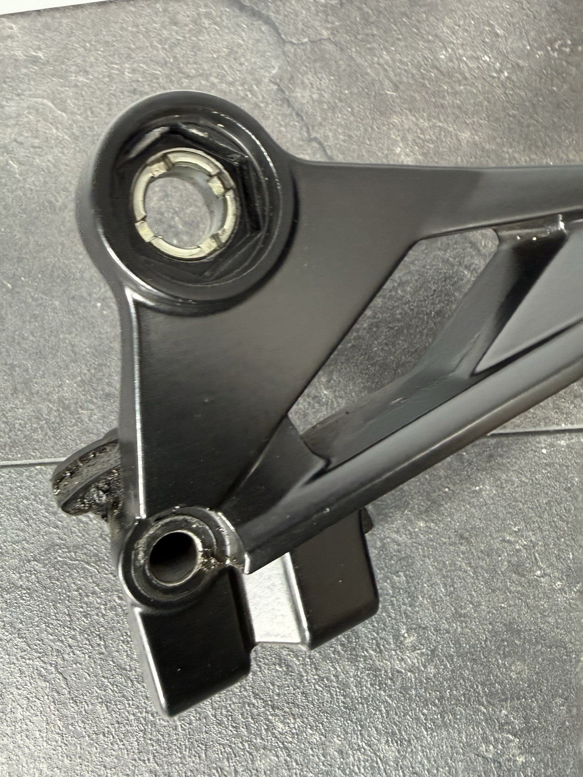 645f859e-b9c8-4872-8555-5abd95e68370