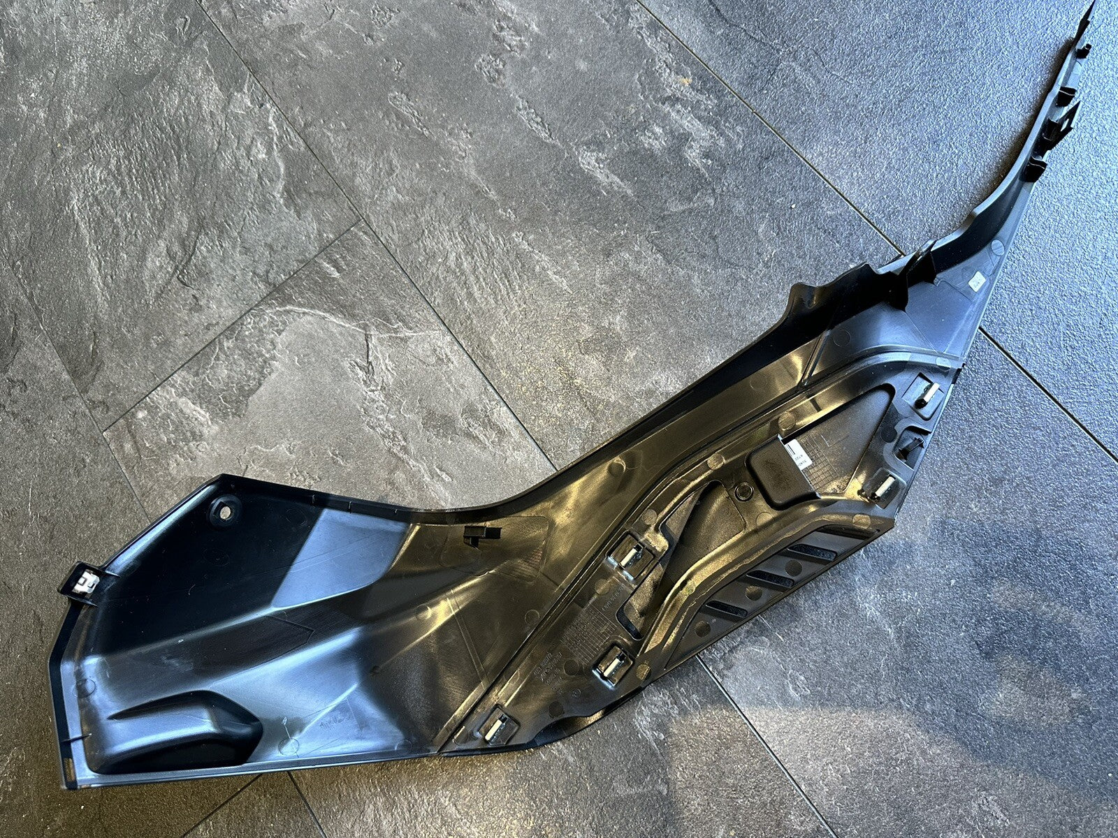 BMW S1000RR 2023 Tank Right Side Fairing Panel Cover 2019-2022 Gen 4 OEM J43386