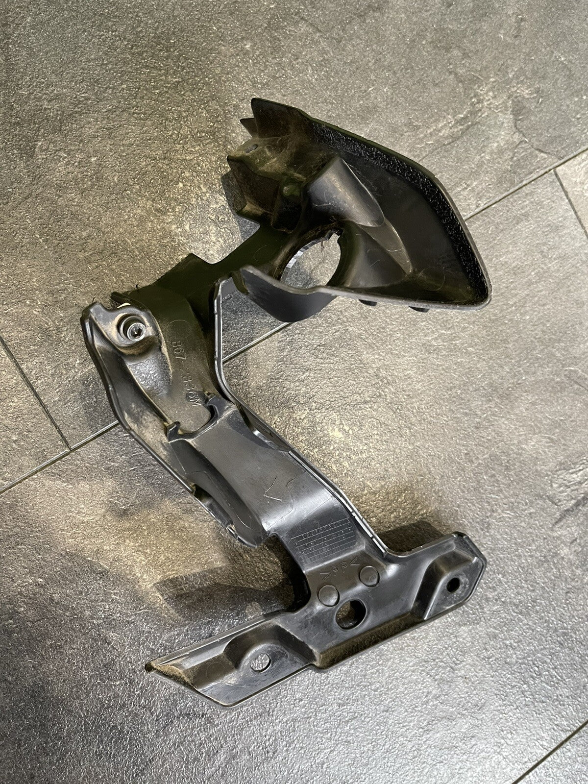 Yamaha MT10 SP 2019 Left Inner Fairing Panel Cover 10953 Miles 2017-2021 2CR