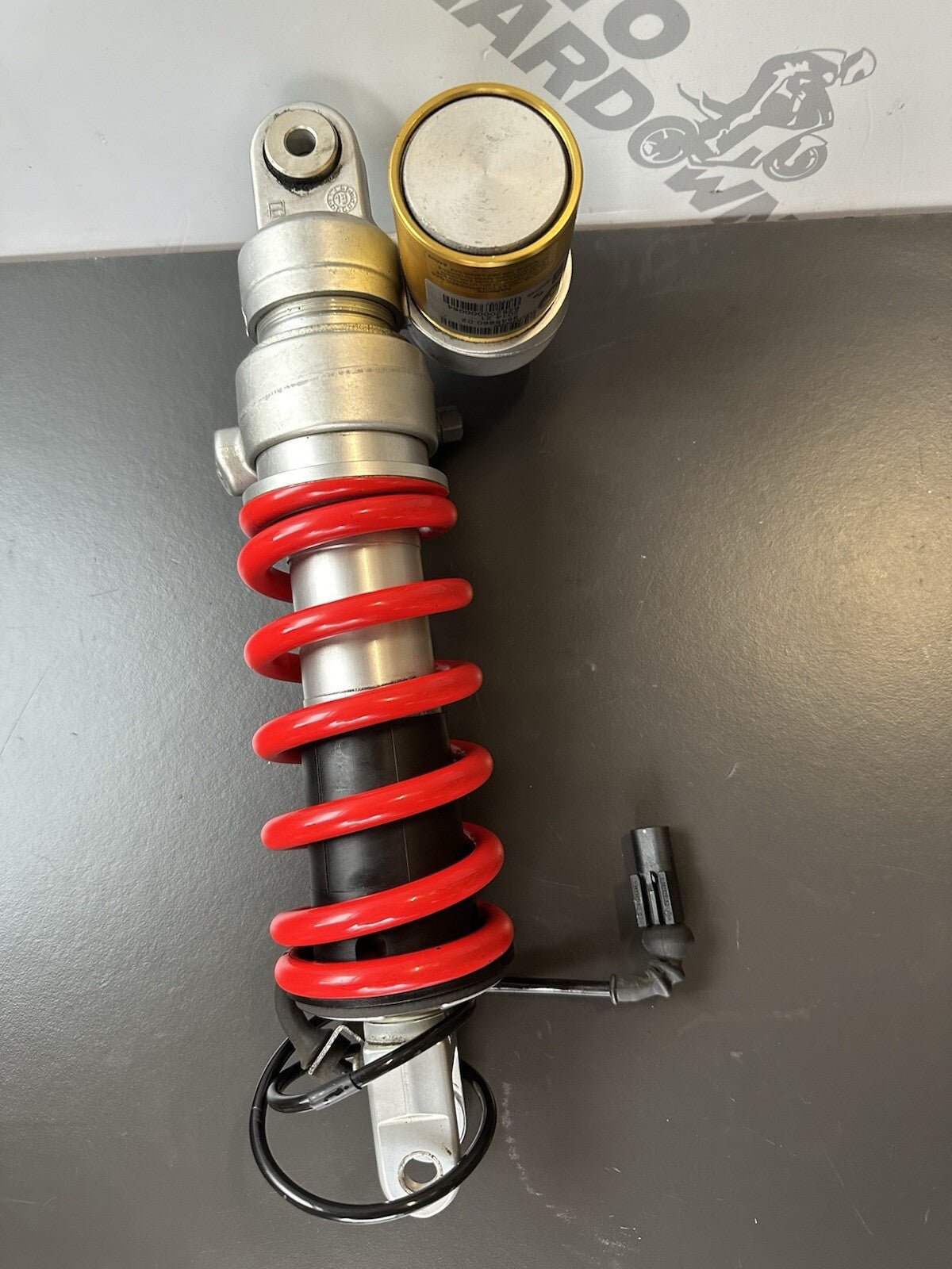 BMW S1000R rear shock absorber 8545860 BMW S1000R Rear Shock 2014-2020 UK ONLY