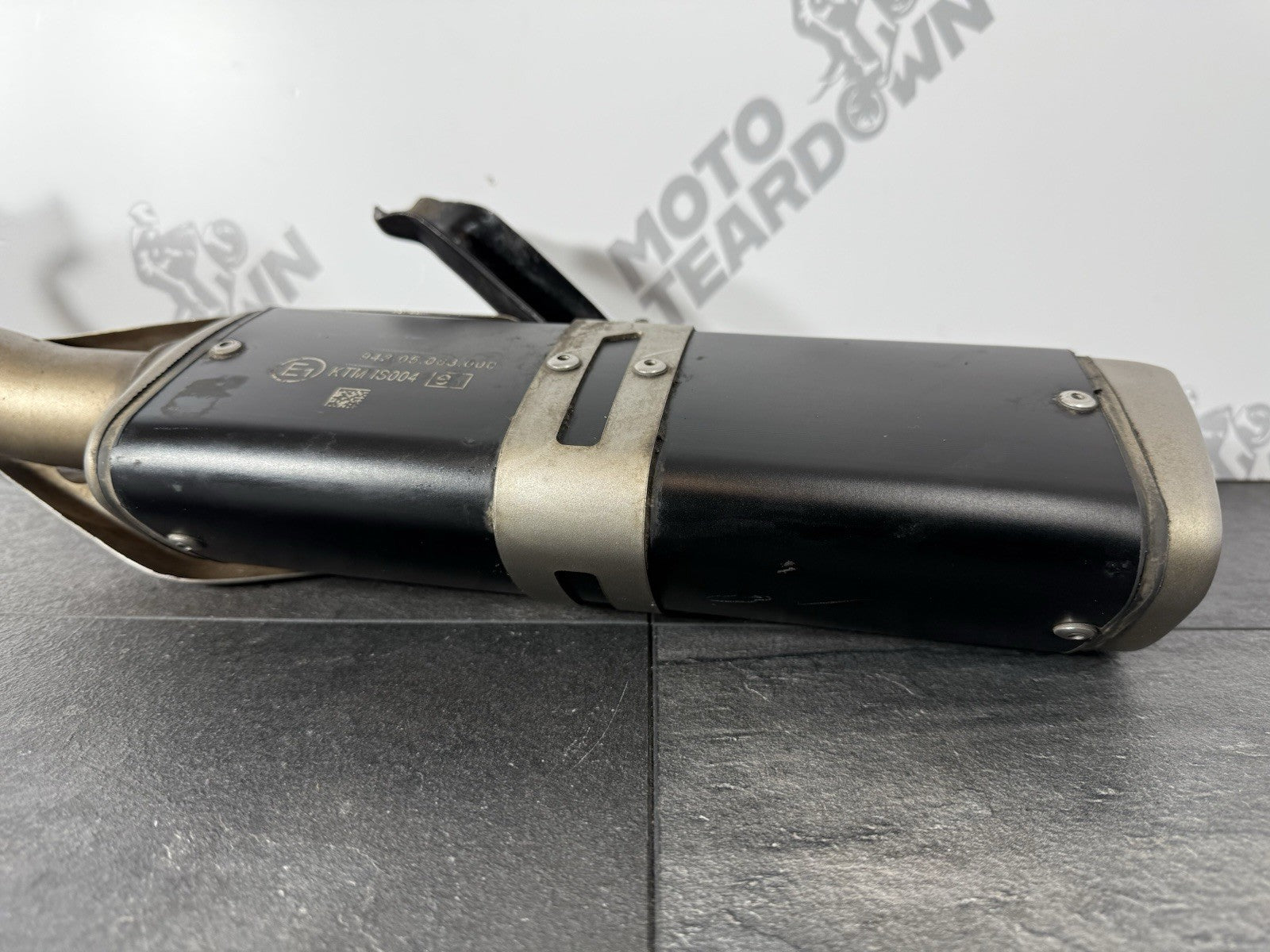 eb949eeb-438c-43bc-92c9-5741cd256536