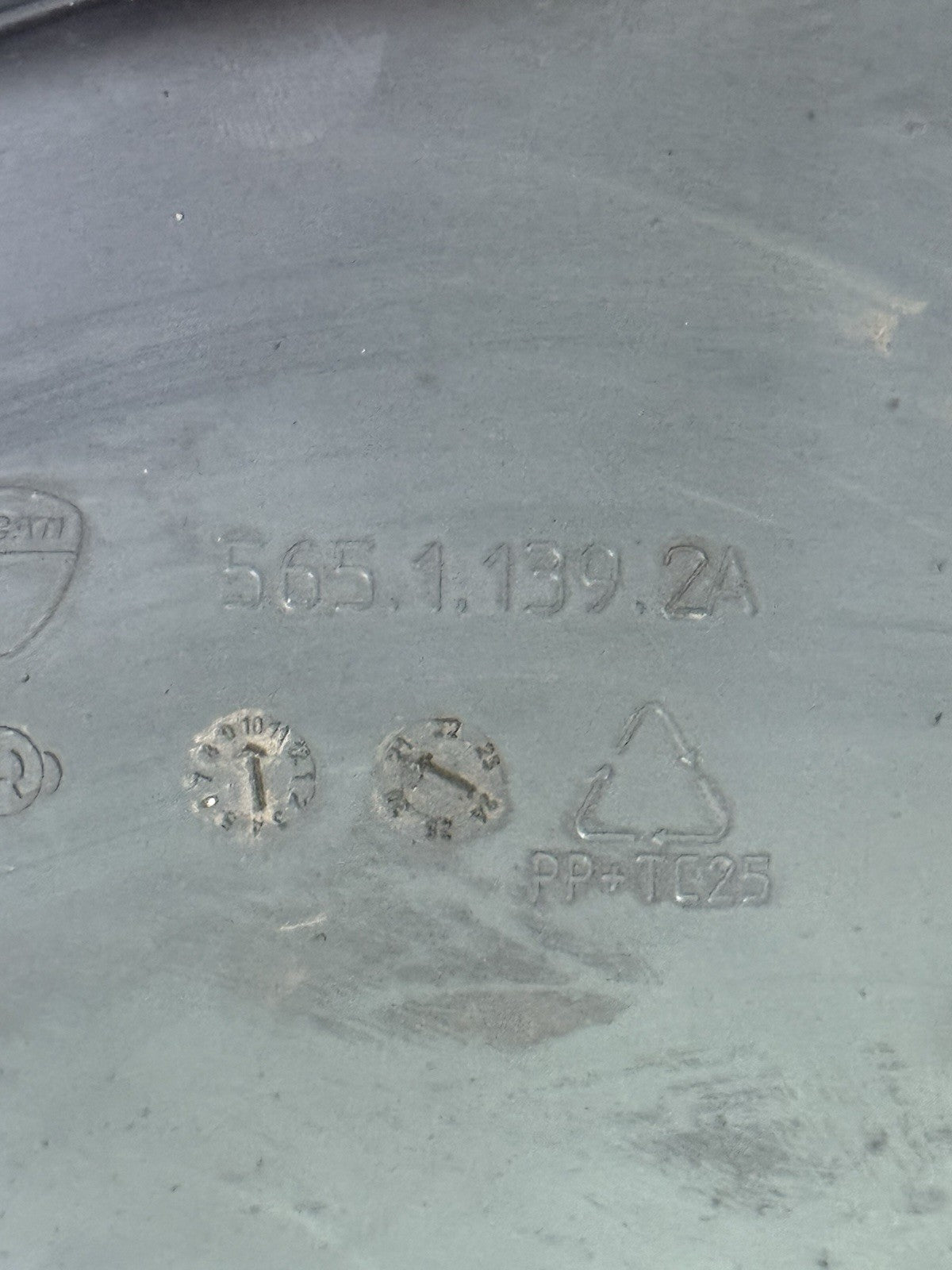 d9cd4ec7-c4ef-4f46-8138-08e66e785035