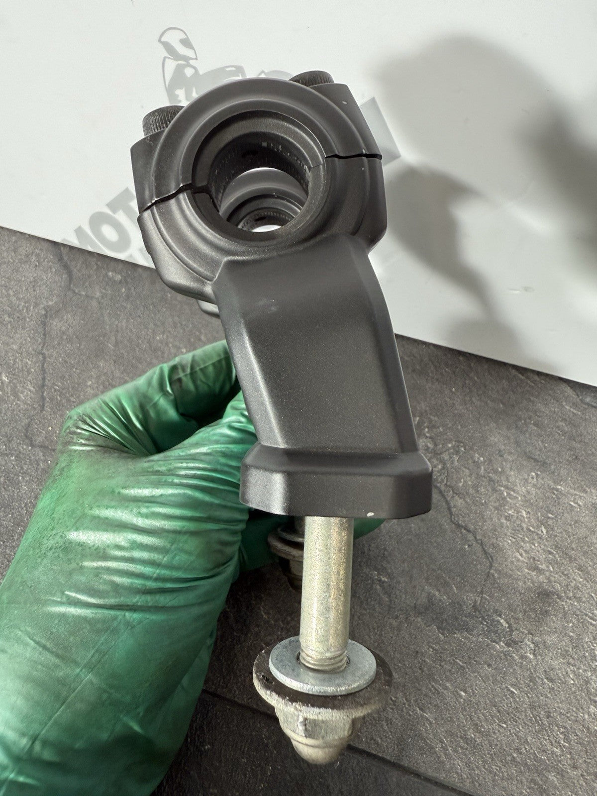 ed9e0b90-1bba-4d39-b2ea-2a415d858946