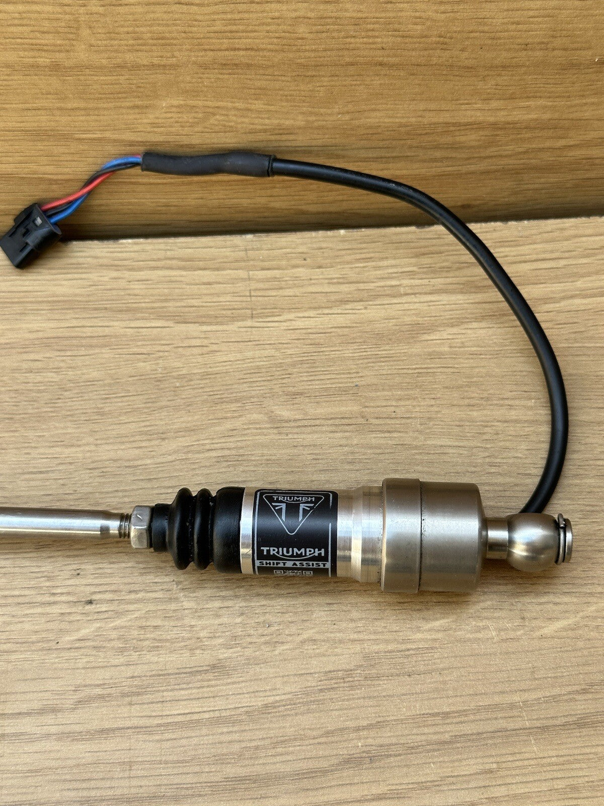 Triumph Speed Triple 1200 RR quickshifter 2022 OEM T2085540 1200RR Quickshifter