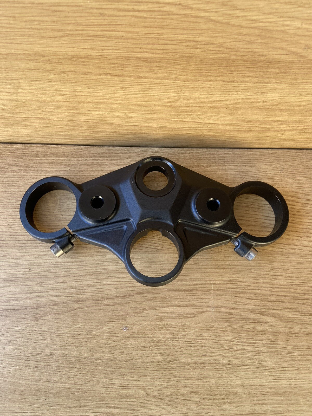 Triumph 765RS 765 Street triple Genuine top yoke, triple clamp 2041726 OEM