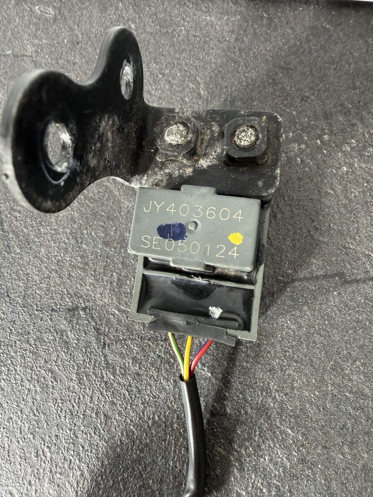 c28a271d-4a25-4cb9-8747-1122b066c98d