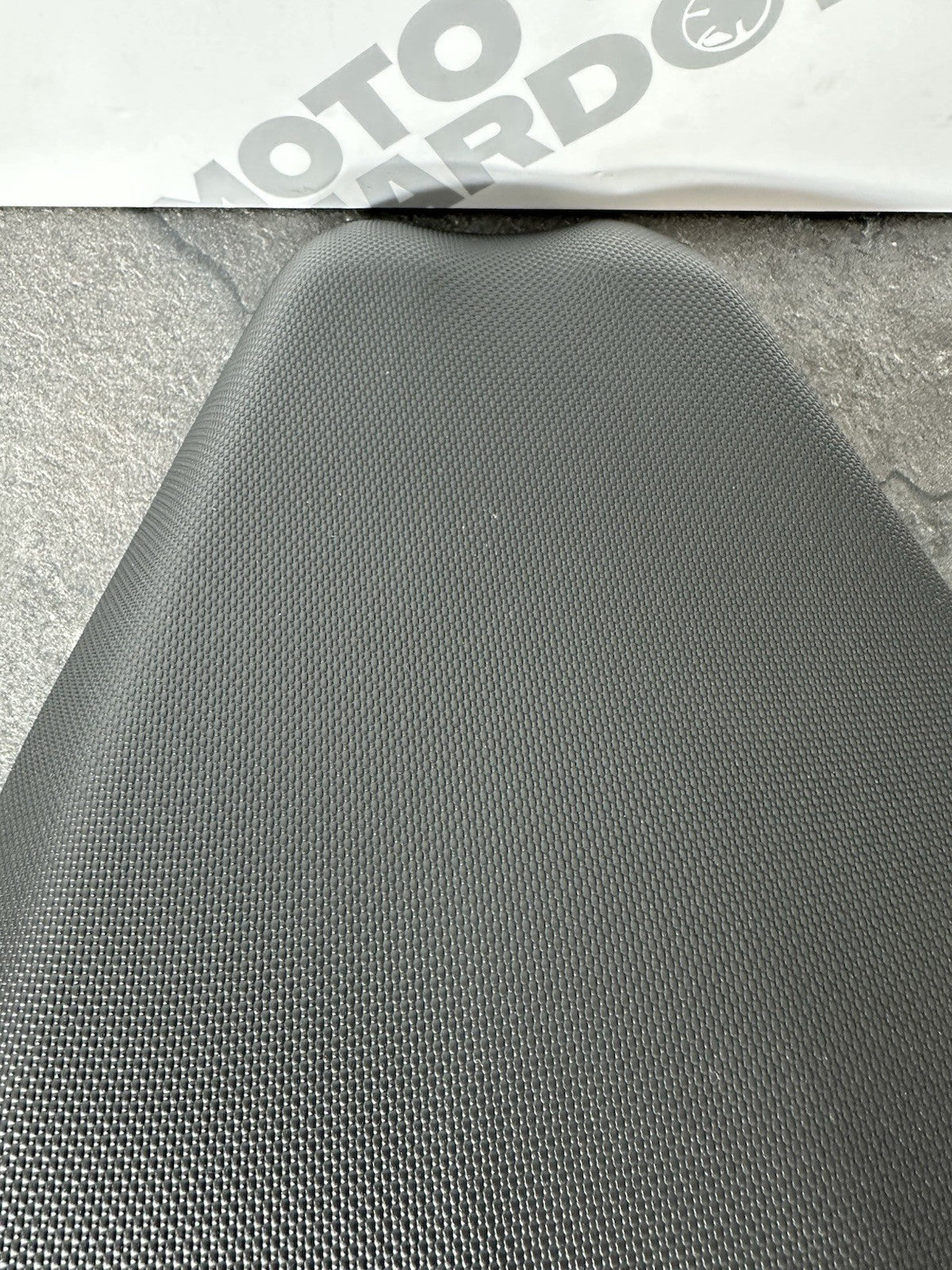 Aprilia RS660 2021 Pillion Seat Rear Seat BLACK Only 6220 Miles 2022-2025 OEM