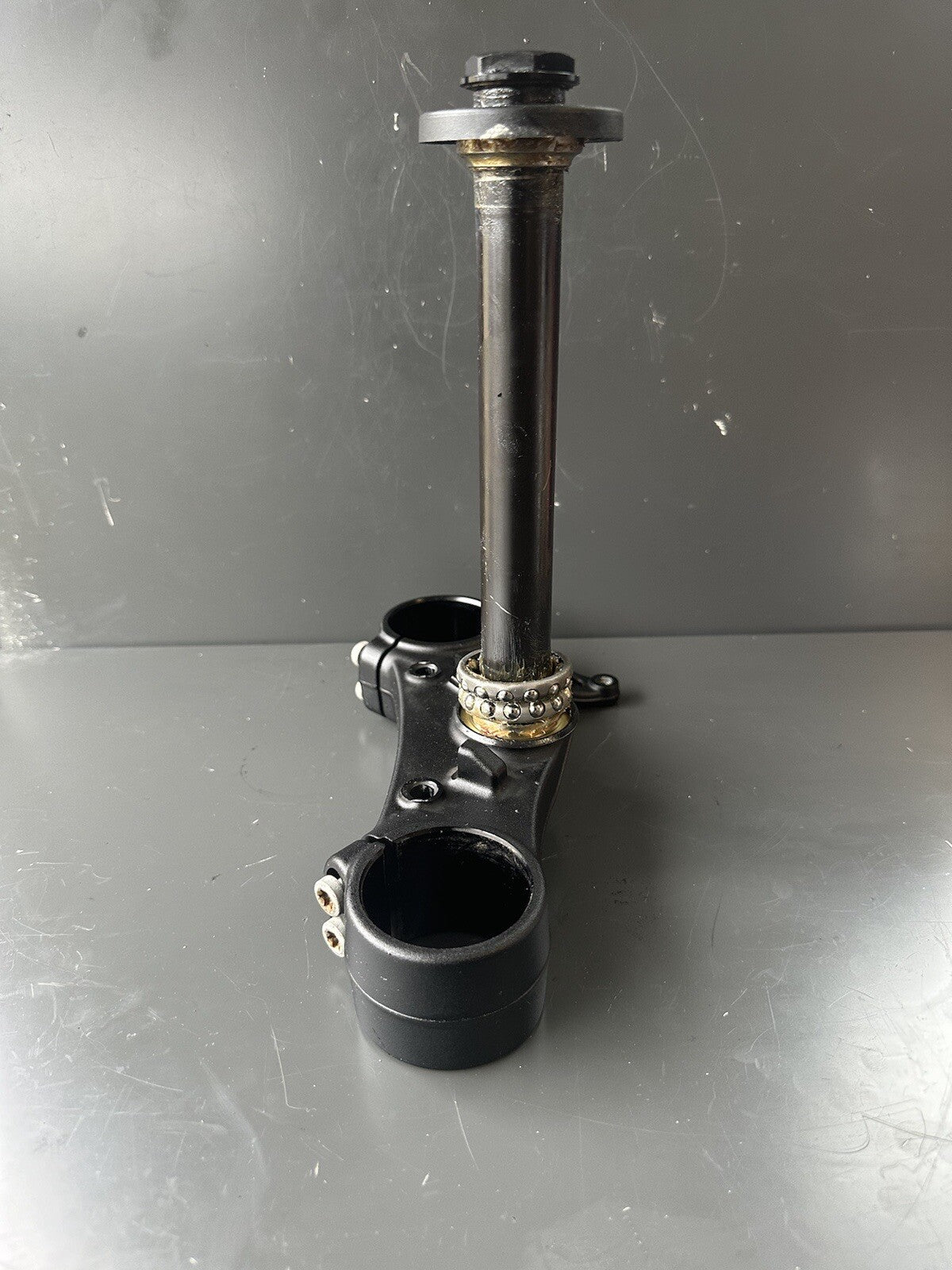 KTM 790 DUKE Bottom Yoke Bottom Clamp, Lower Yoke Lower Clamp - 64101031032 OEM
