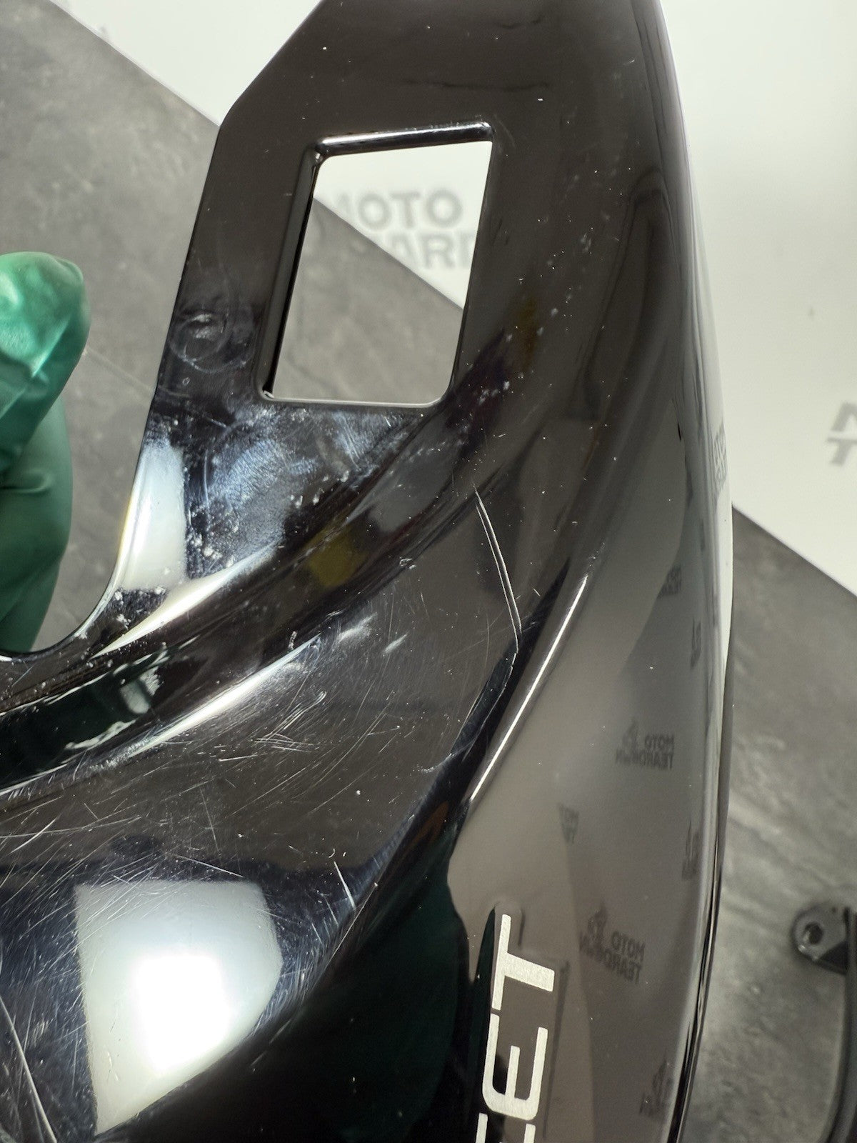 cd12a883-882f-4a1d-ad10-7359f6266981