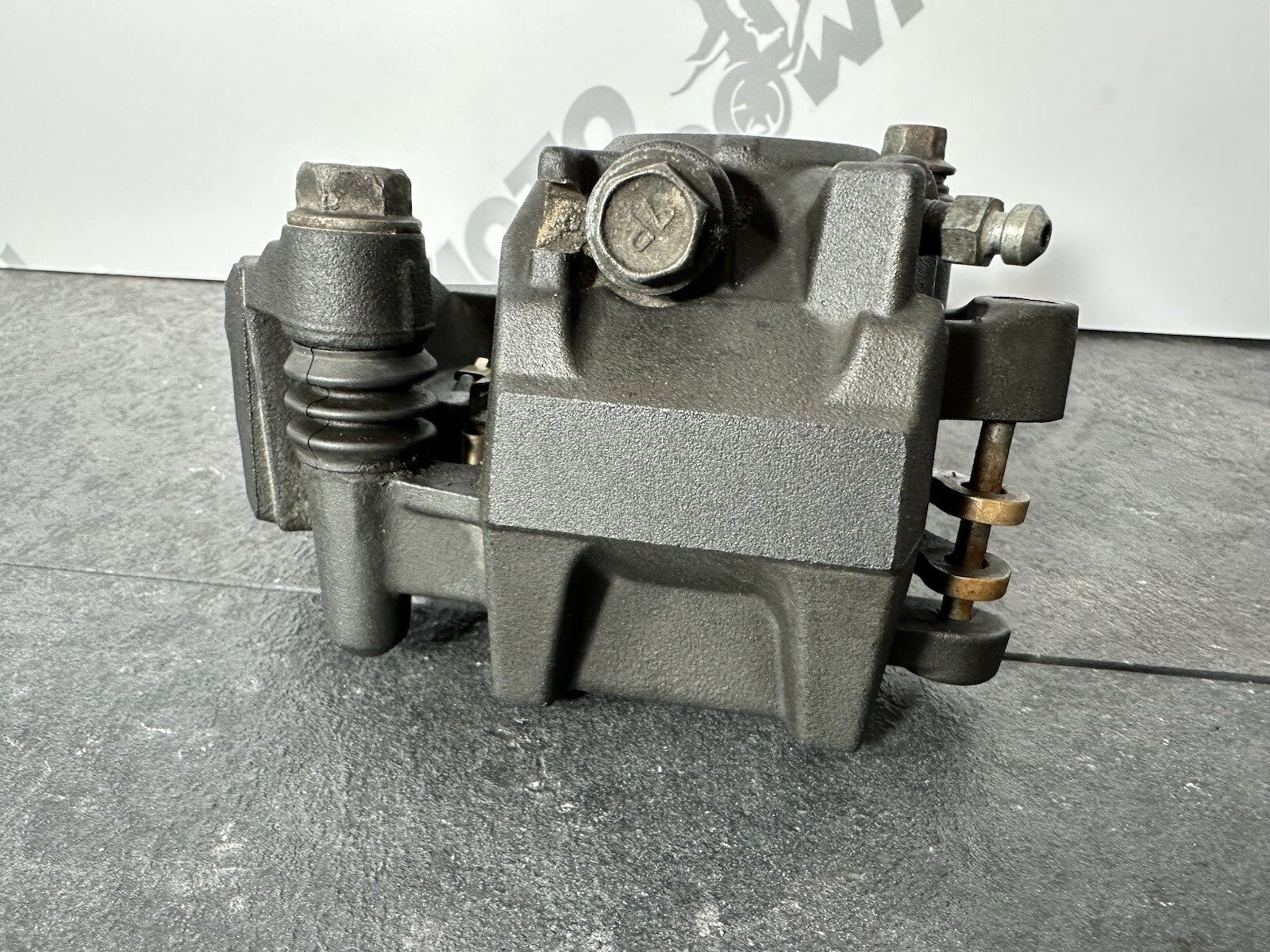 Suzuki GSXR 1300 2016 HAYABUSA NISSIN Rear Brake Caliper 18408 Miles OEM