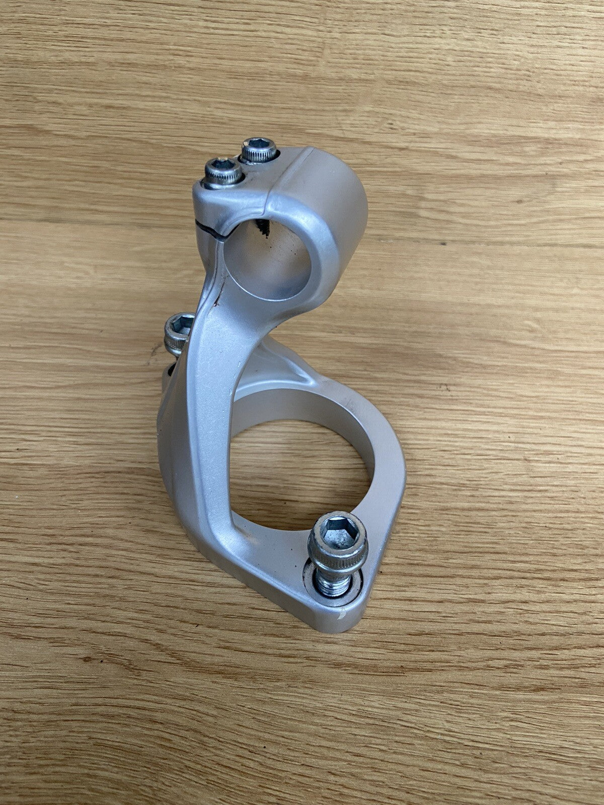 DUCATI SUPERSPORT HANDLEBAR RISER RIGHT CLIP ON 2019 Supersport Right Clip On
