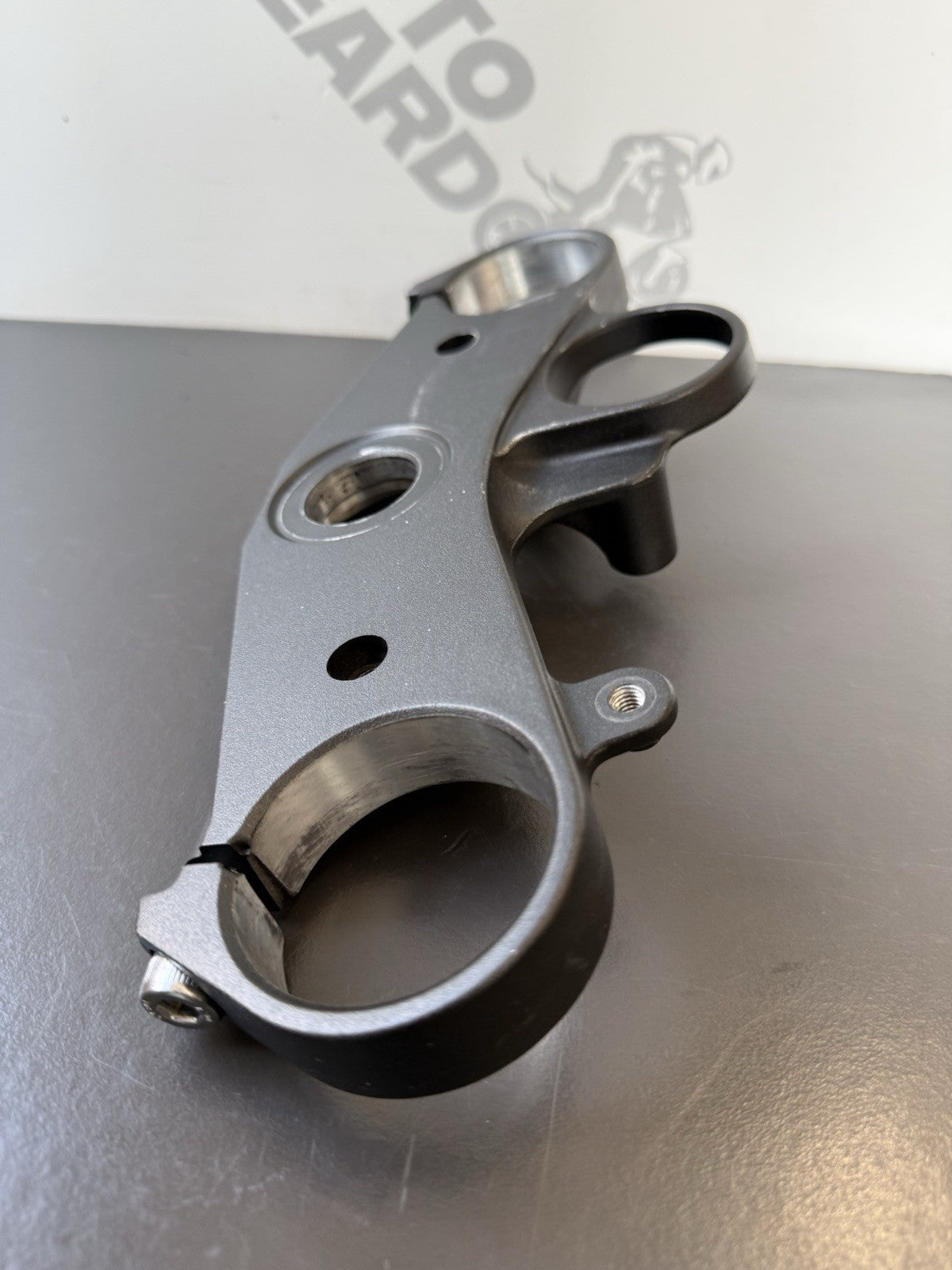 3217f51a-d97c-4fcf-890a-1ec9721a24c1