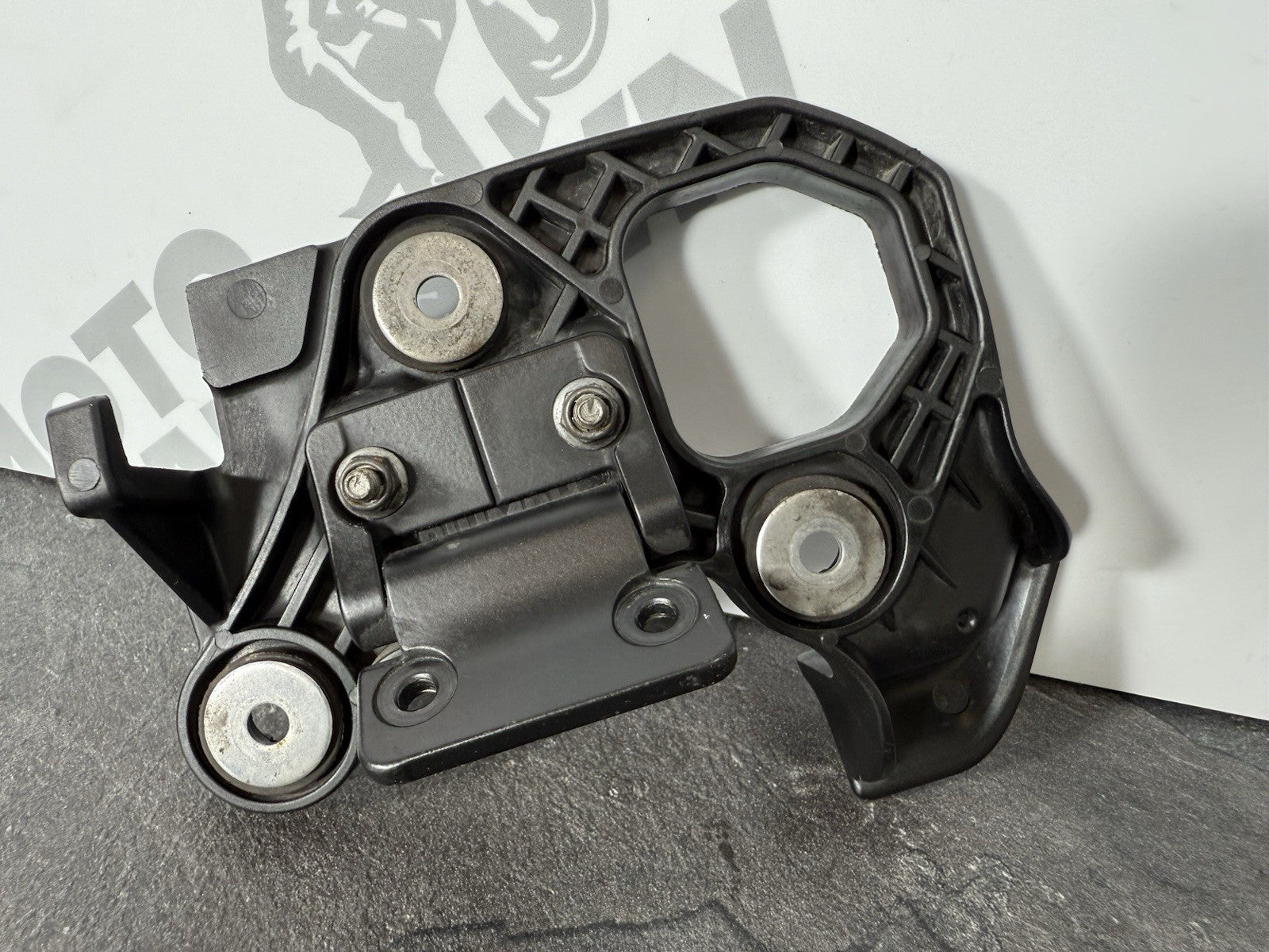 Triumph Street Triple 765 RS 2021 Speedo Mount Bracket 21650 Miles 2020-2022 OEM