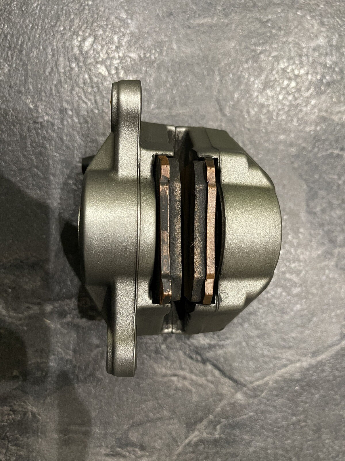 KTM Superduke R 1290 2018 2019 BREMBO Rear Brake Caliper Pads Only 8115 Miles