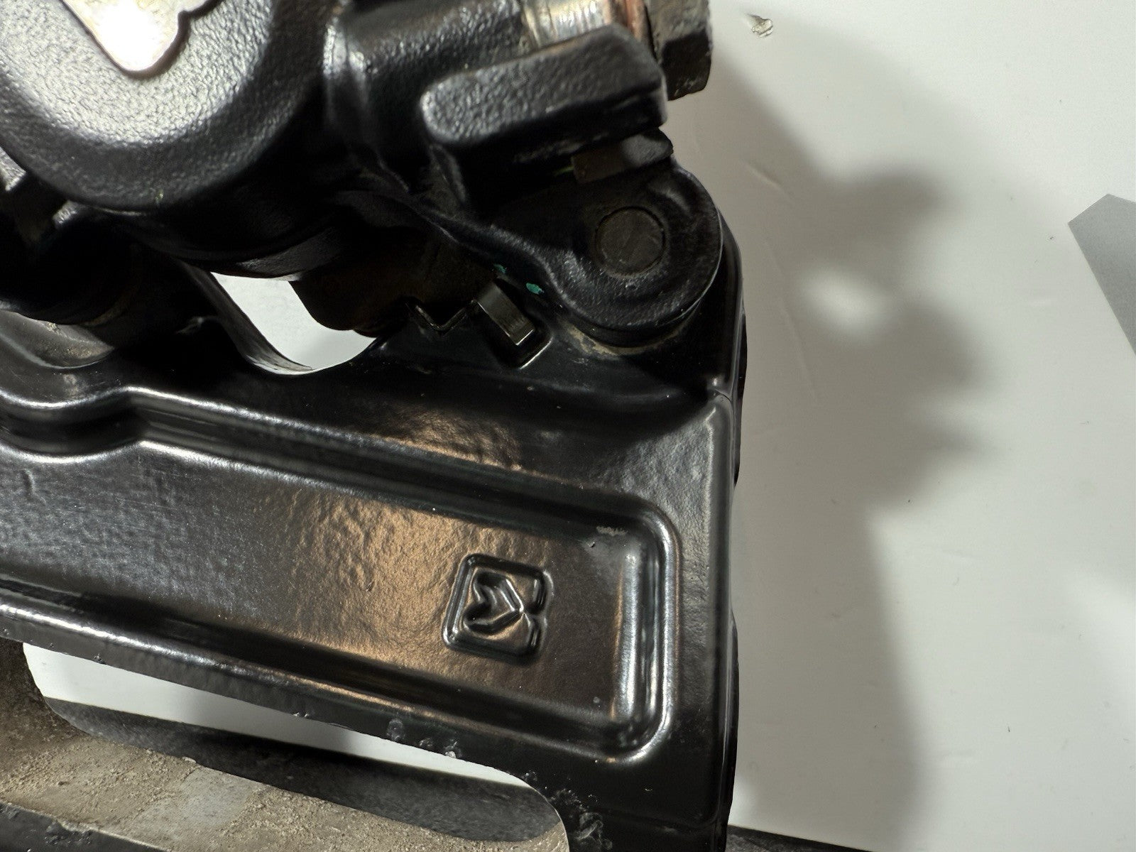 6221a53b-effd-4515-b10a-fa927edf505f