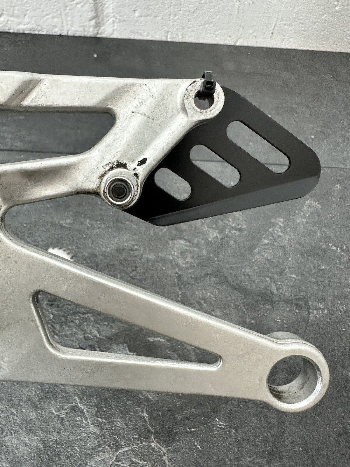 Aprilia Tuono V4 1100 Factory 2020 Right Rearset Footrest Brake 6889m OEM 2019