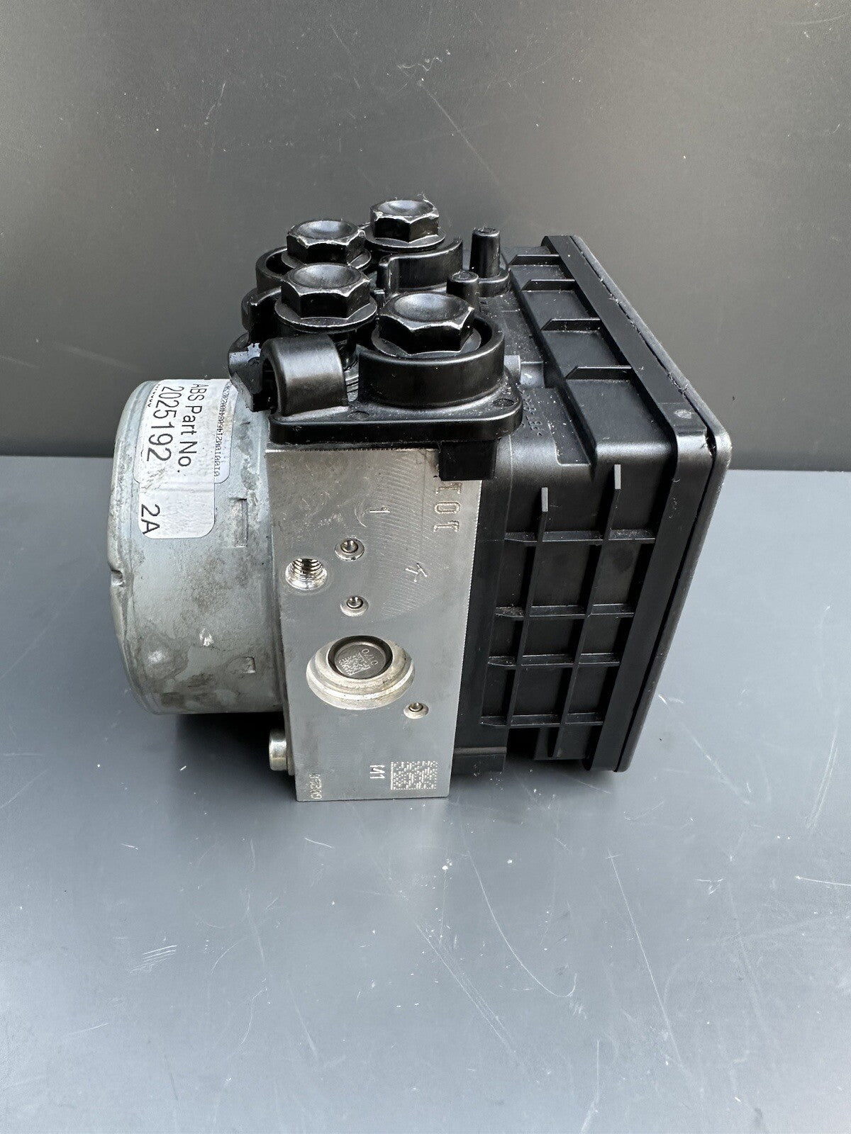 TRIUMPH SPEED TRIPLE 1200 RS 1200 RR ABS Pump - T2025192 OEM 2021 1200RS PUMP