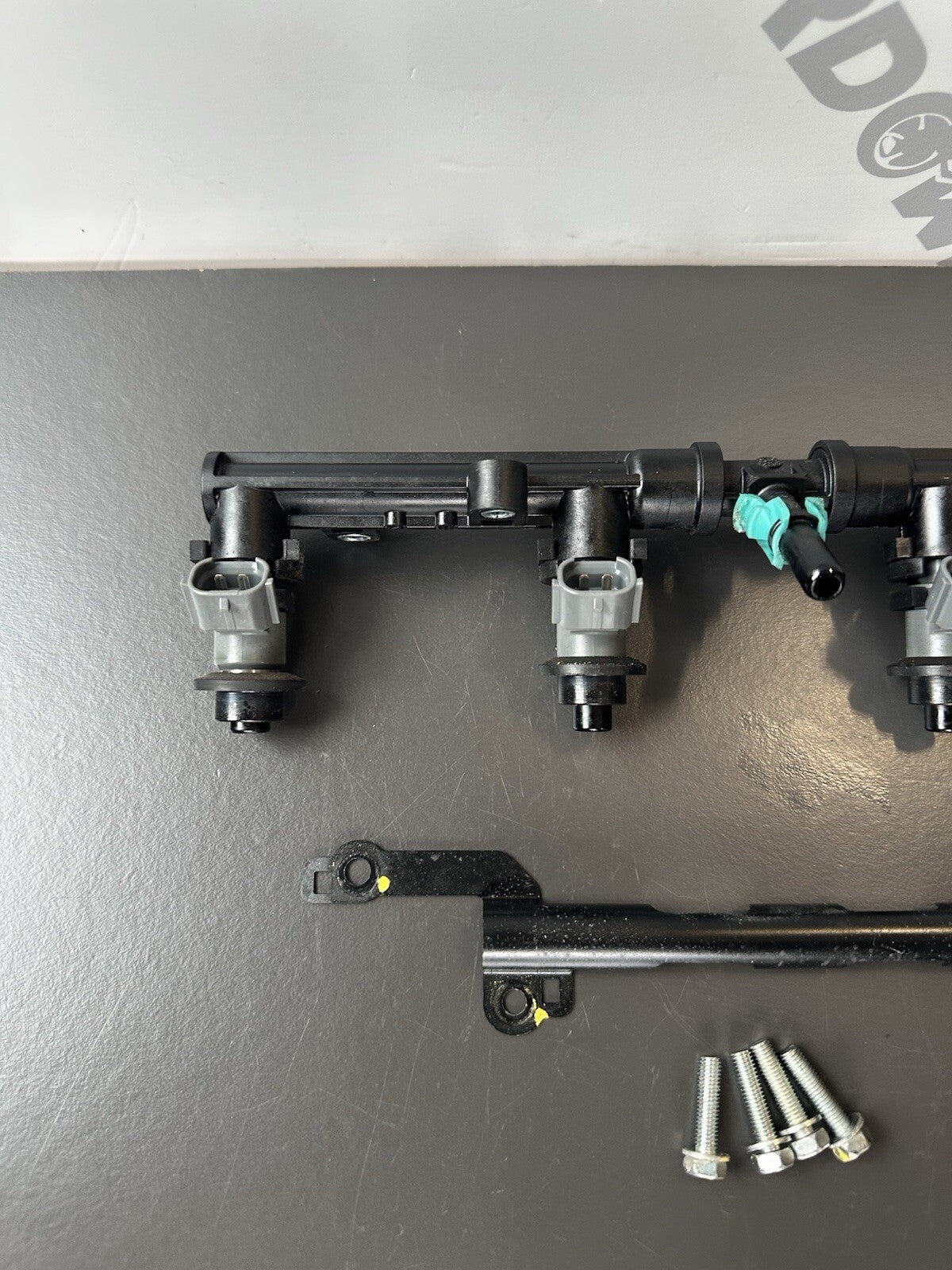 HONDA CBR1000RR AIR BOX INJECTOR RAIL 2008 2009 2010 2011 OEM 13,752 Miles