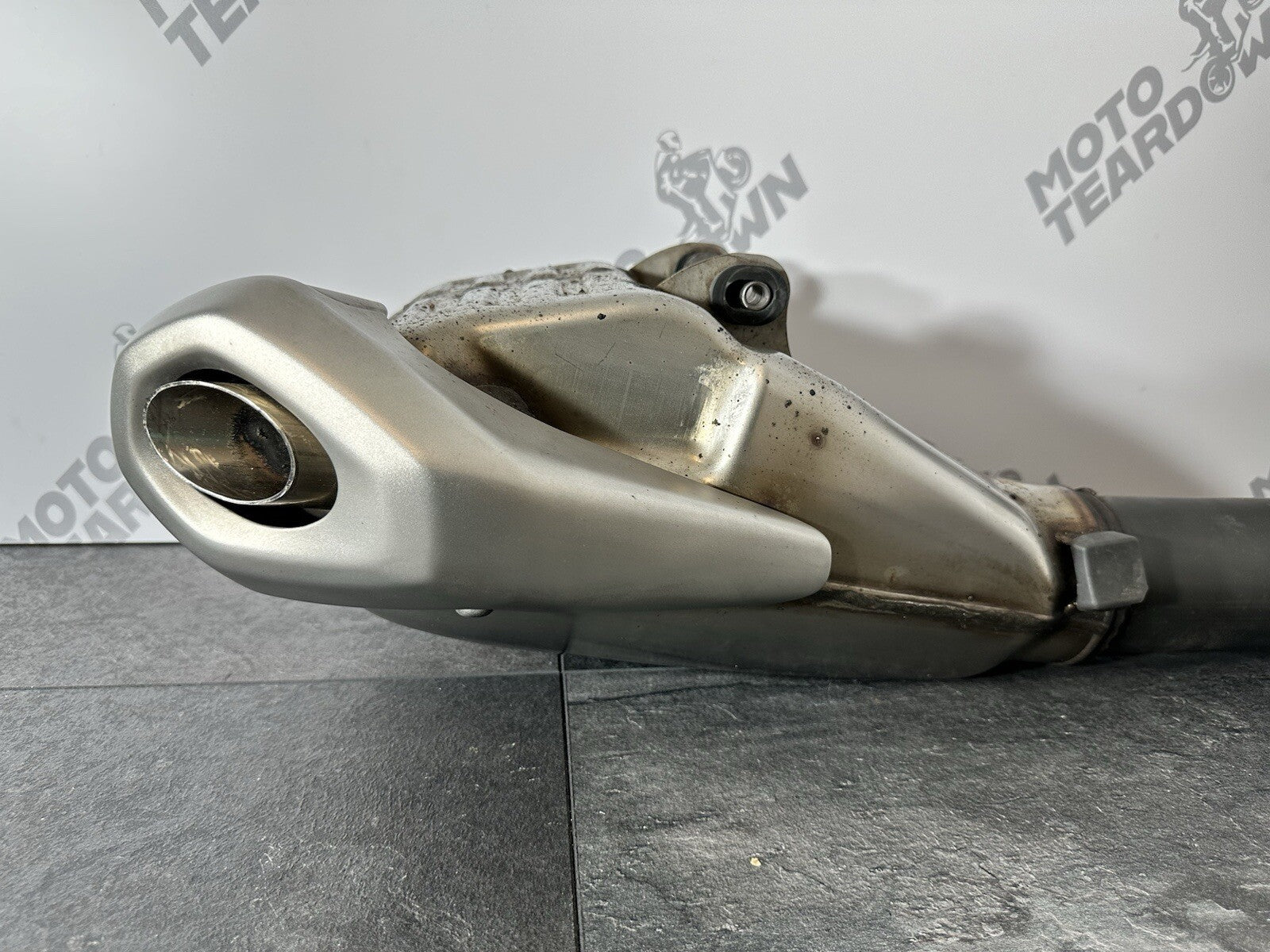 Triumph Trident 660 2022 Exhaust System Downpipes Headers 2962 Miles 2021-2024
