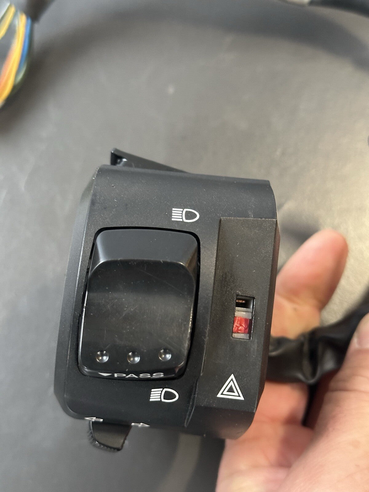 SUZUKI GSXR 600 750 LEFT SWITCHGEAR SWITCH HANDLEBAR SIGNAL 2011-2016 SPARES OEM
