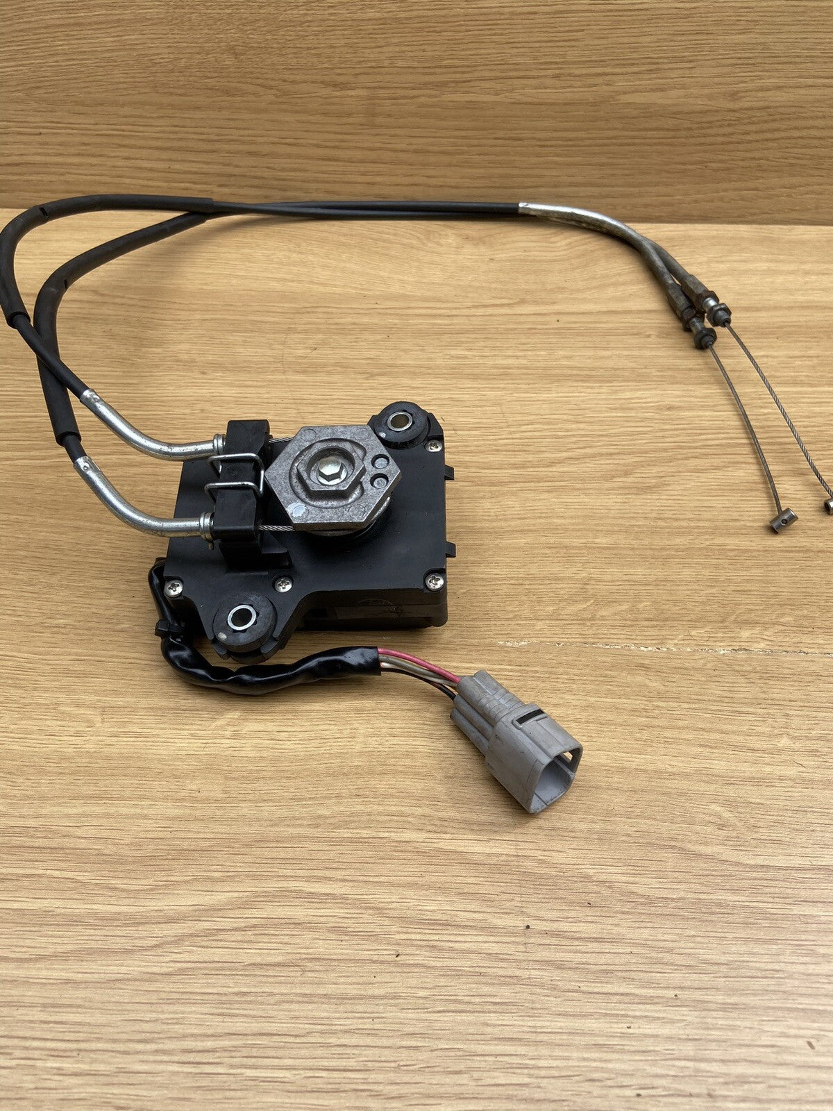 SUZUKI GSXR 600 750 Exhaust Actuator L1-L7 Exhaust Actuator 2011-2017 OEM