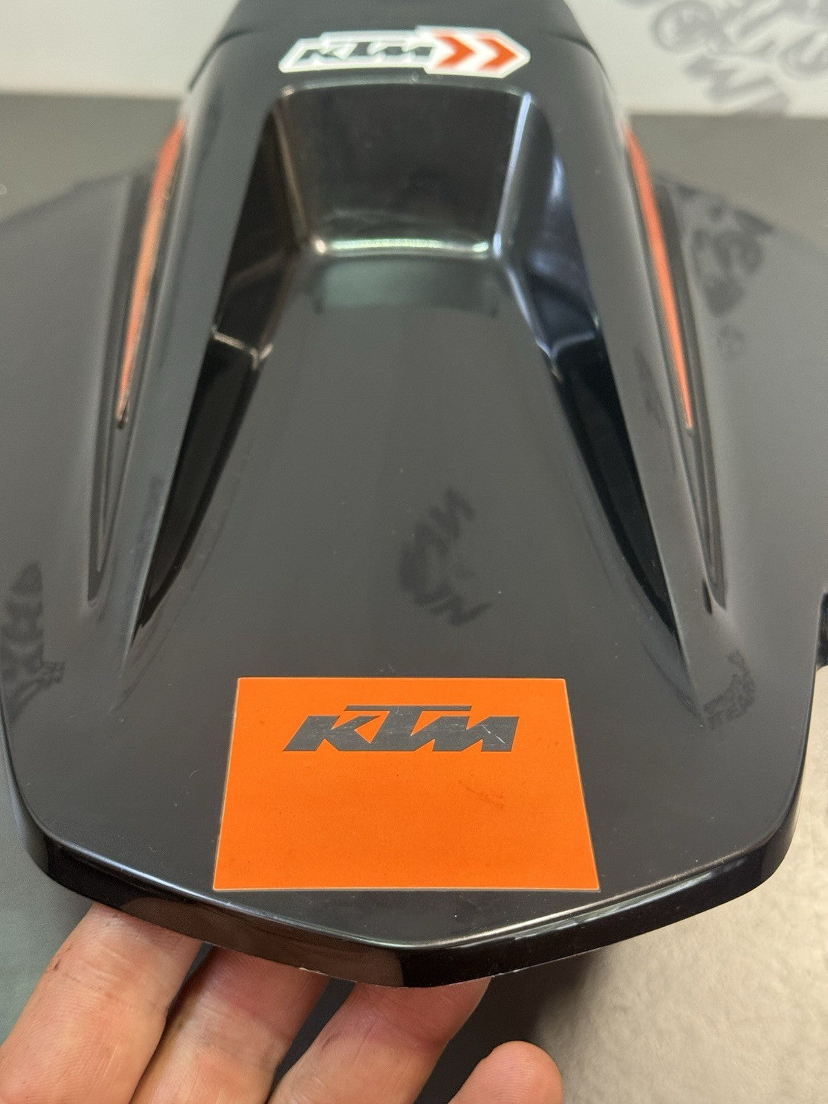 f19e400f-cac0-4e97-a793-b228bbea1986