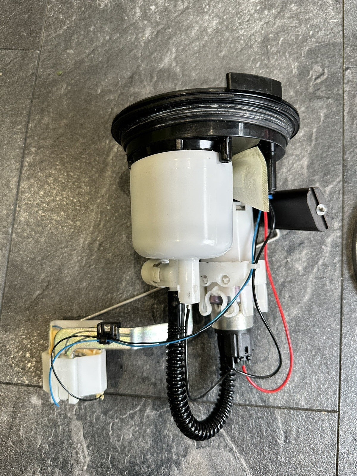 BMW S1000RR 2023 Fuel Pump Petrol Pump Sender 2019-2022 J43386 OEM *UK ONLY*