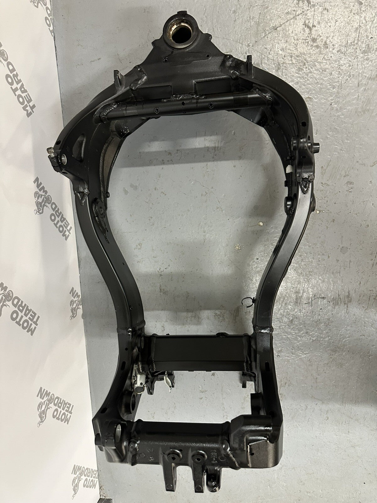 Suzuki GSXR 1300 2016 HAYABUSA Main Frame Chassis *CATEGORY N* 18408 Miles GEN 2