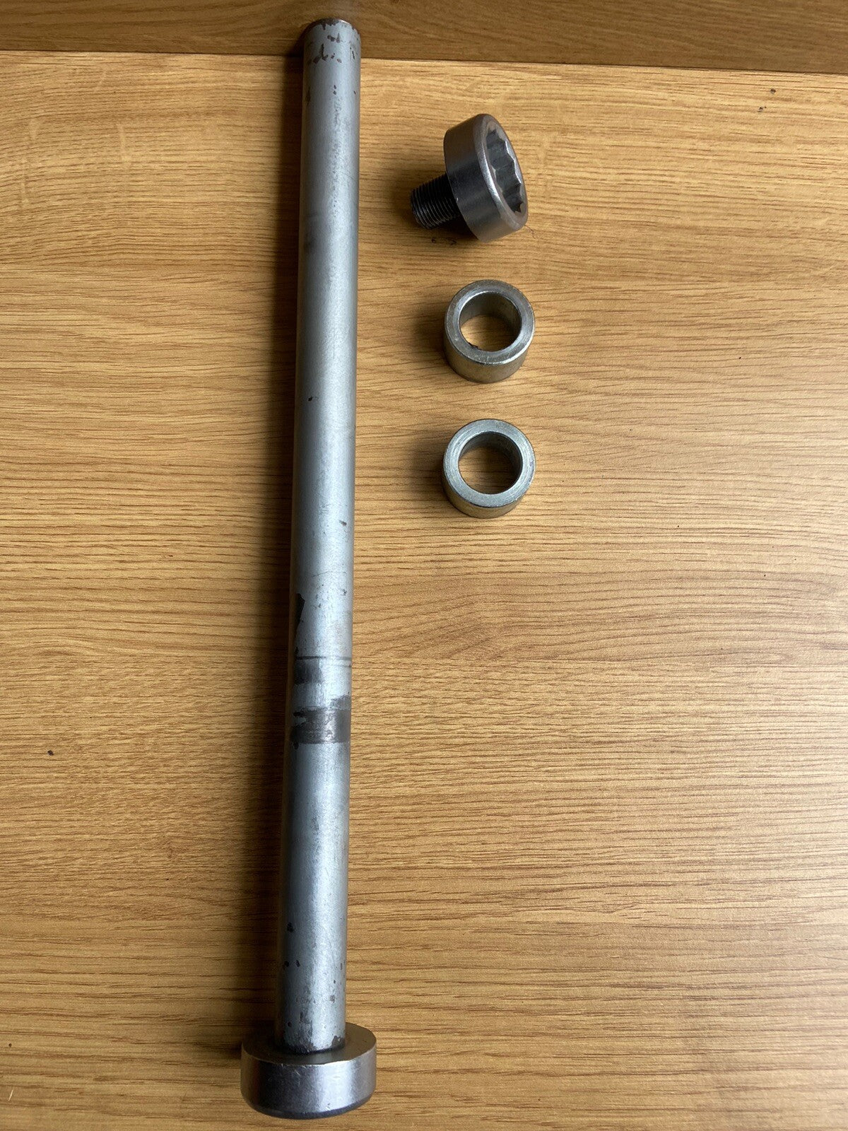 Ducati Supersport 2019 Swing Arm Spindle Swing Arm Axle