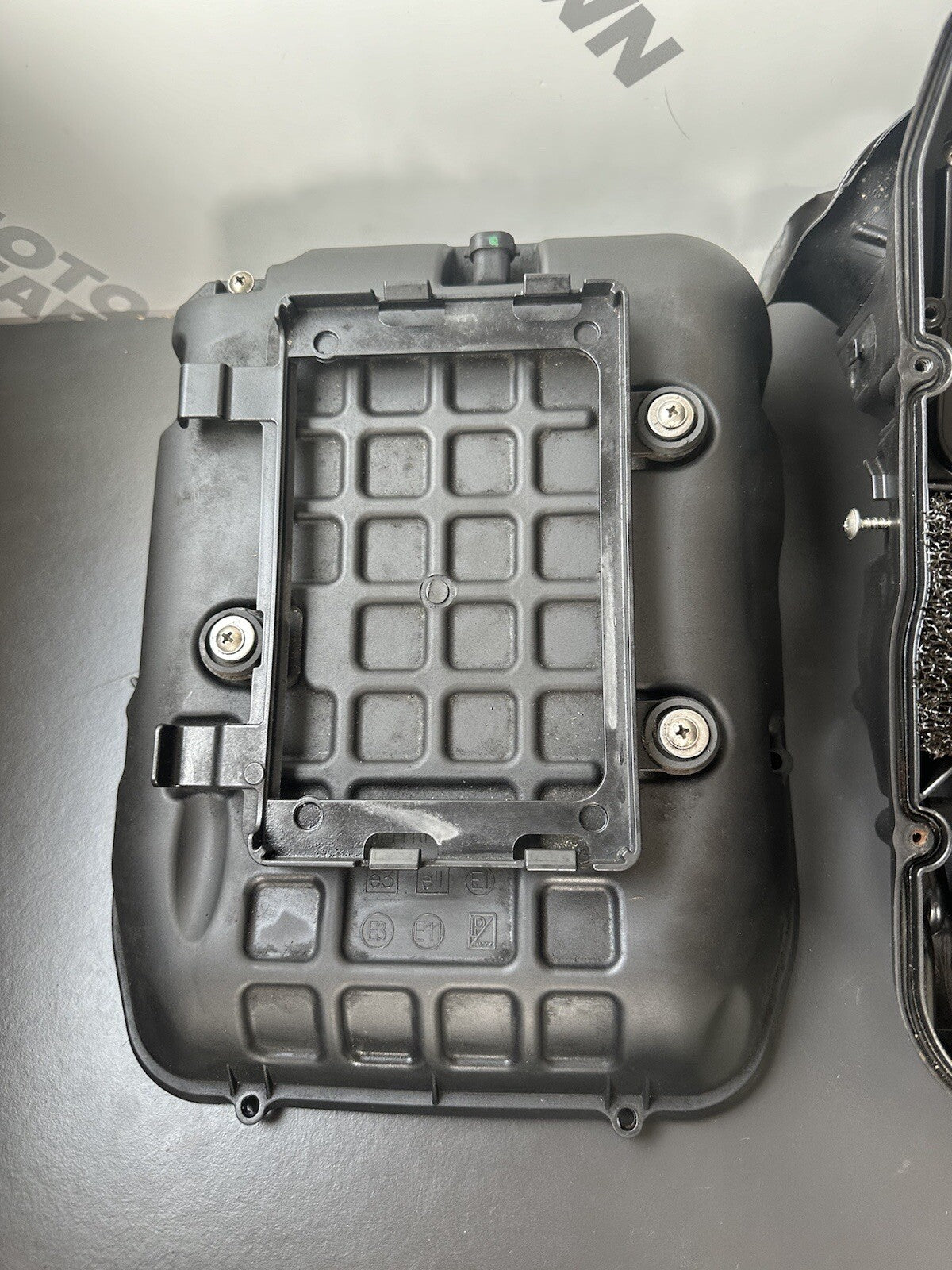 APRILIA TUONO V4 1100 FACTORY AIR BOX, Air Box 2017 OEM Air Box And Filter