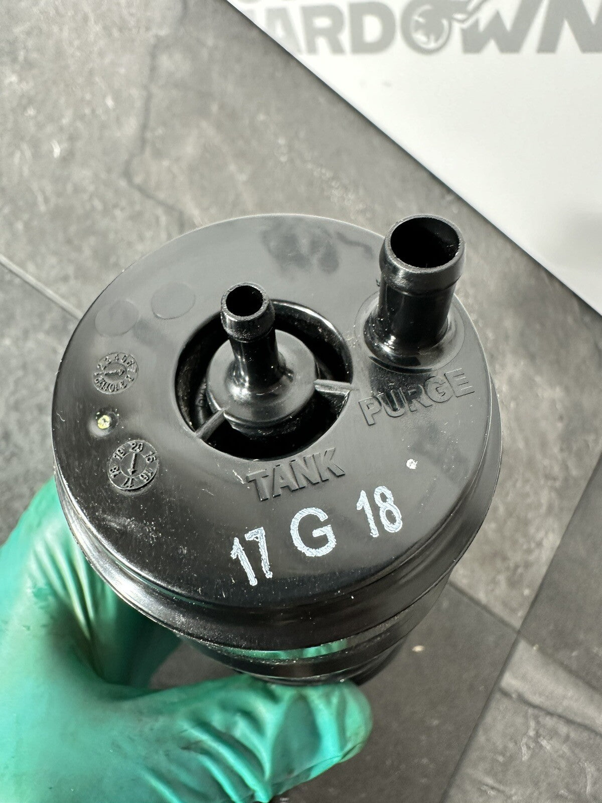 Triumph Street Triple 765 RS 2018 EVAP Charcoal Canister 15244m 2017-2020 OEM