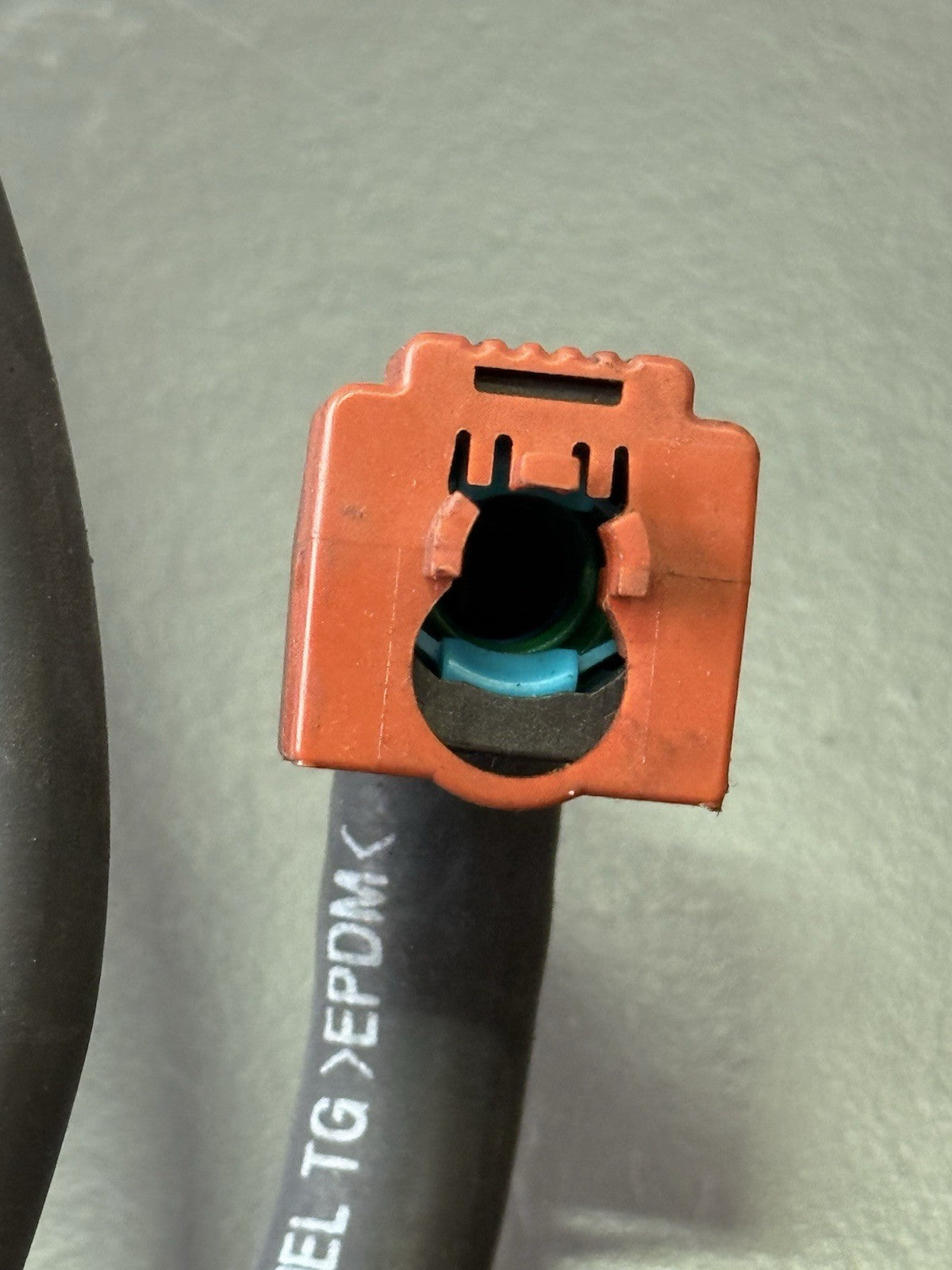 8e675b84-dc05-4dad-a865-cb56c31bf3af