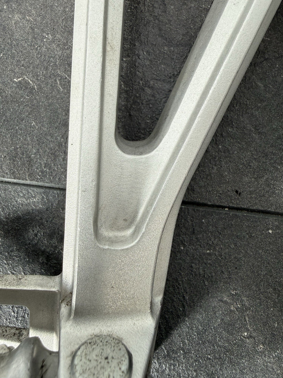 d8211068-3b18-467d-aea9-66a7e7cb3c95