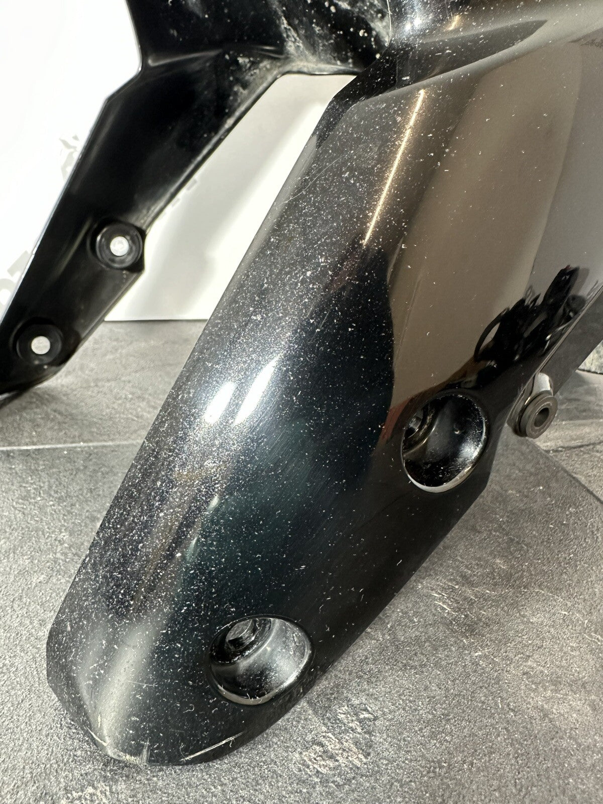 Suzuki GSXR 1000 2014 Front Mudguard Fender Black 22774 Miles 2009-2016 OEM