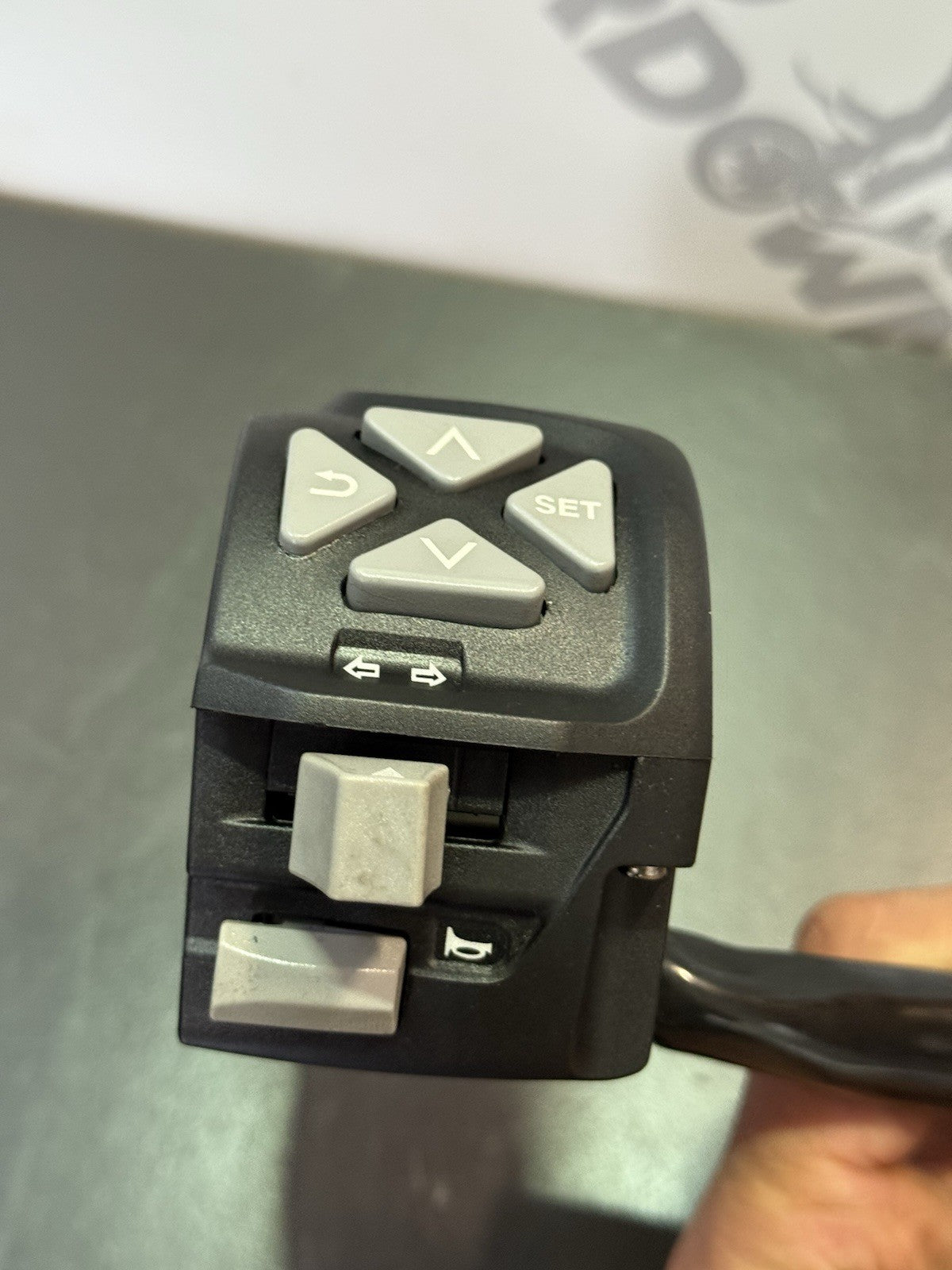 18e7a765-cf62-46a3-90d9-7c12f65d3e9c