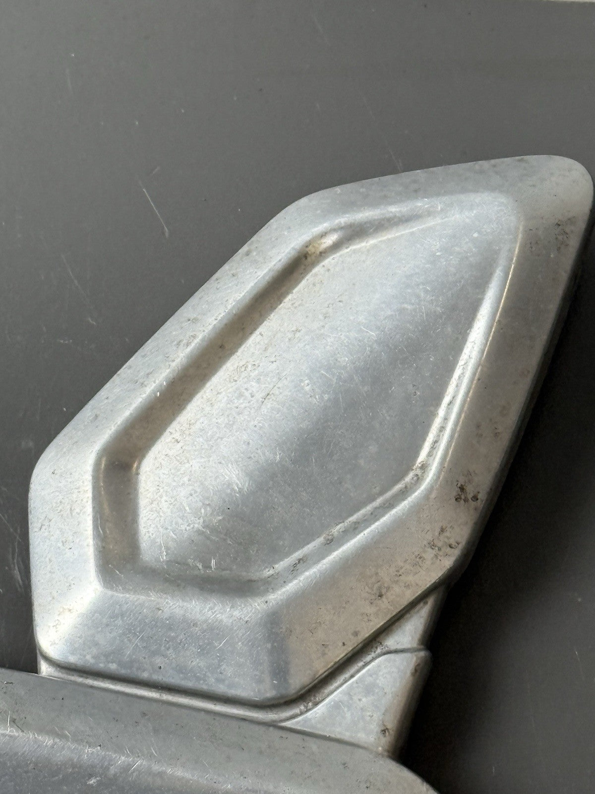 Triumph Trident 660 left riders footrest Left Footrest 2021-2024 T2086601 OEM