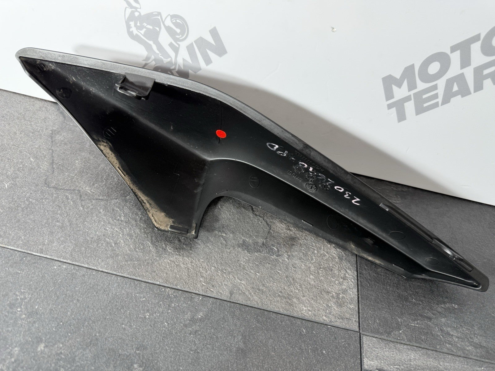 565a0fef-df5d-4cd6-91d7-6ac670f58e3e