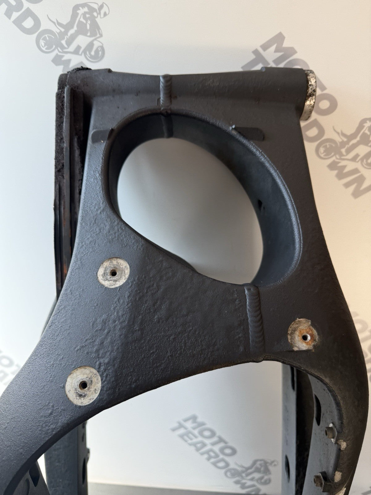 TRIUMPH STREET TRIPLE 675R SWINGING ARM SWING ARM 675R Swing Arm 2008-2011 OEM