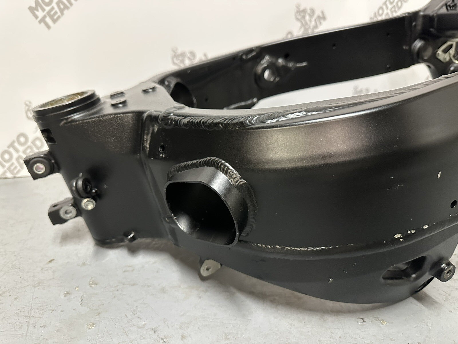 Suzuki GSXR 1300 2016 HAYABUSA Main Frame Chassis *CATEGORY N* 18408 Miles GEN 2