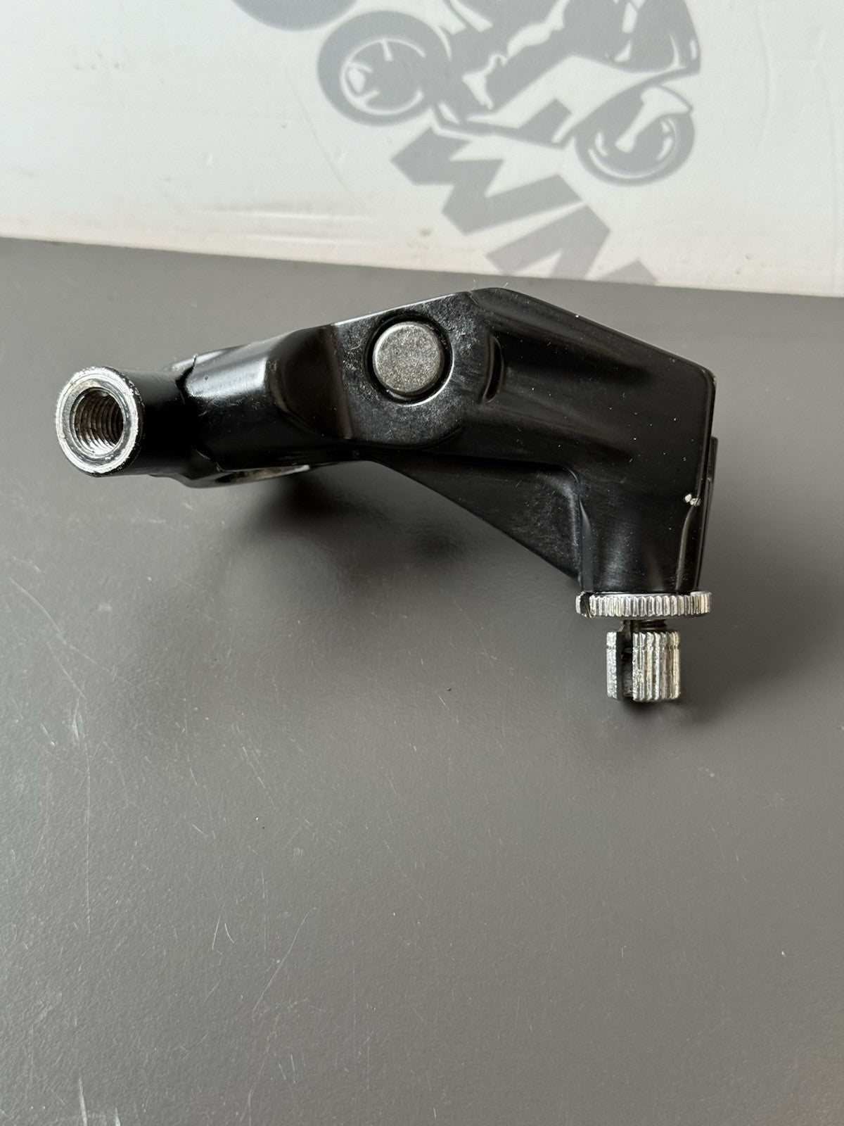 TRIUMPH TRIDENT 660 CLUTCH PERCH CLUTCH BRACKET YEAR 2021-2024 OEM