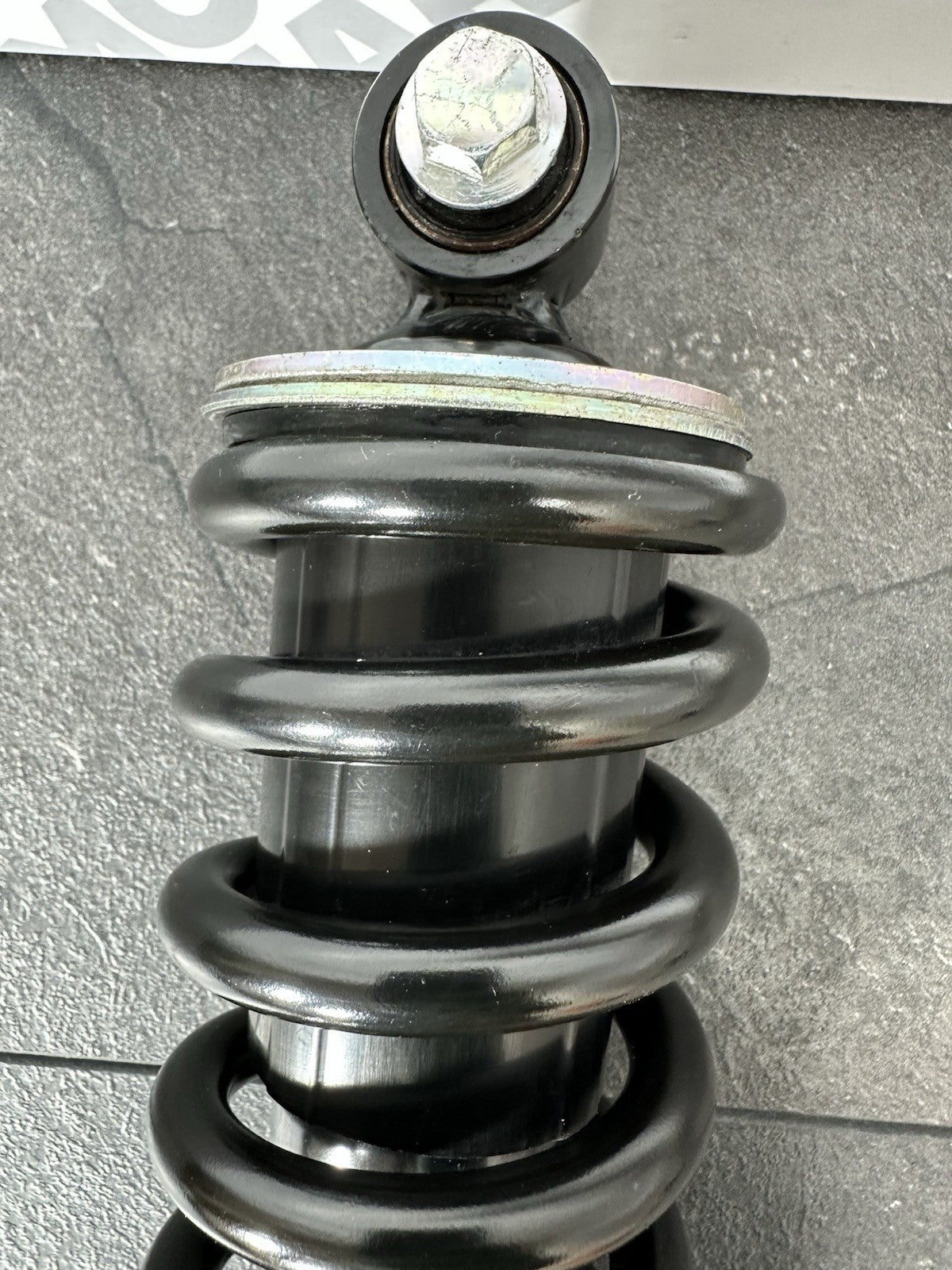 Yamaha R125 R 125 2024 KYB Rear Shock Absorber 6890 Miles 2023-2025 OEM