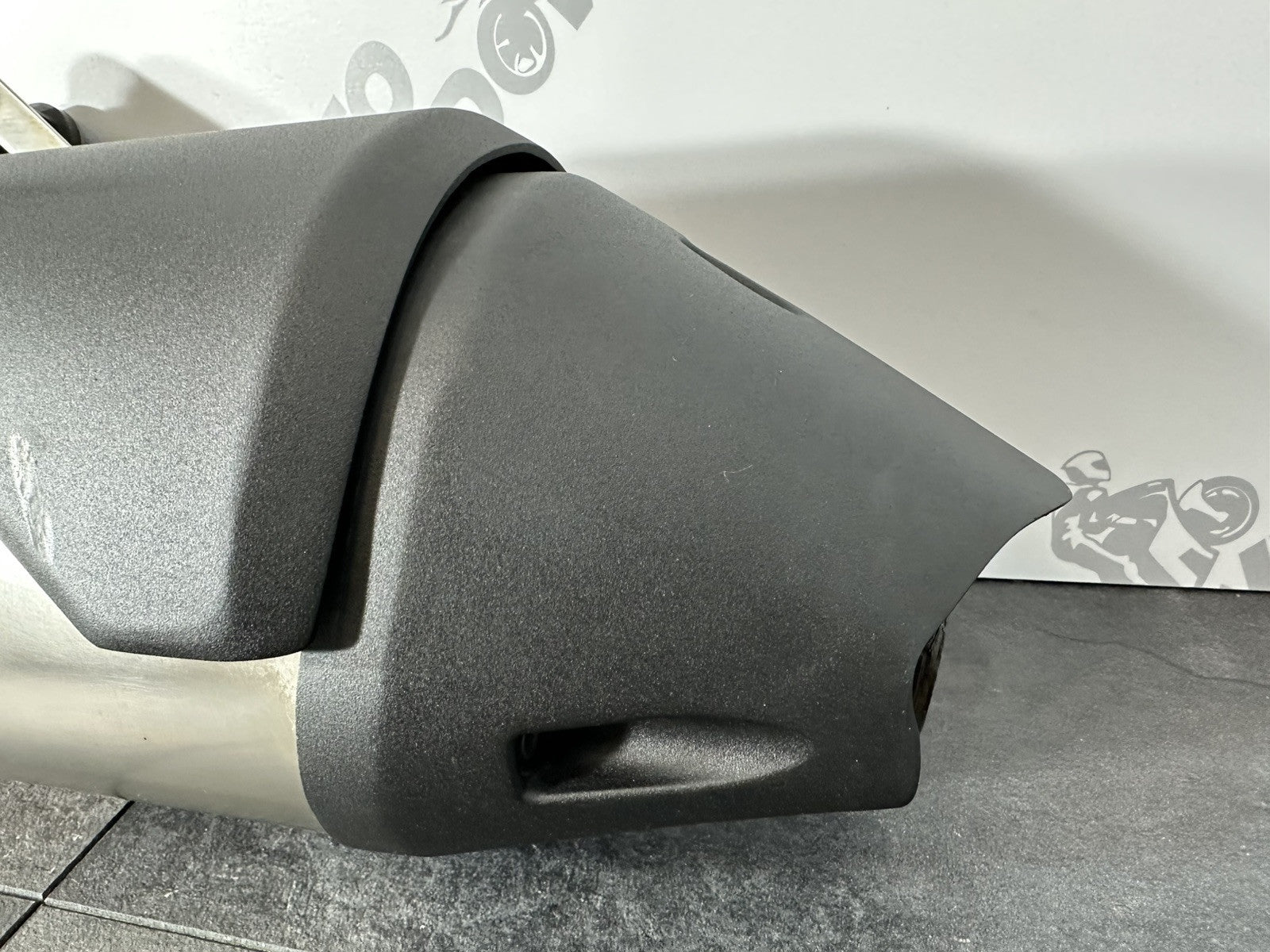 Triumph TIGER 900 GT PRO 2022 Exhaust Silencer End Can 6337 Miles 2020-2023 OEM
